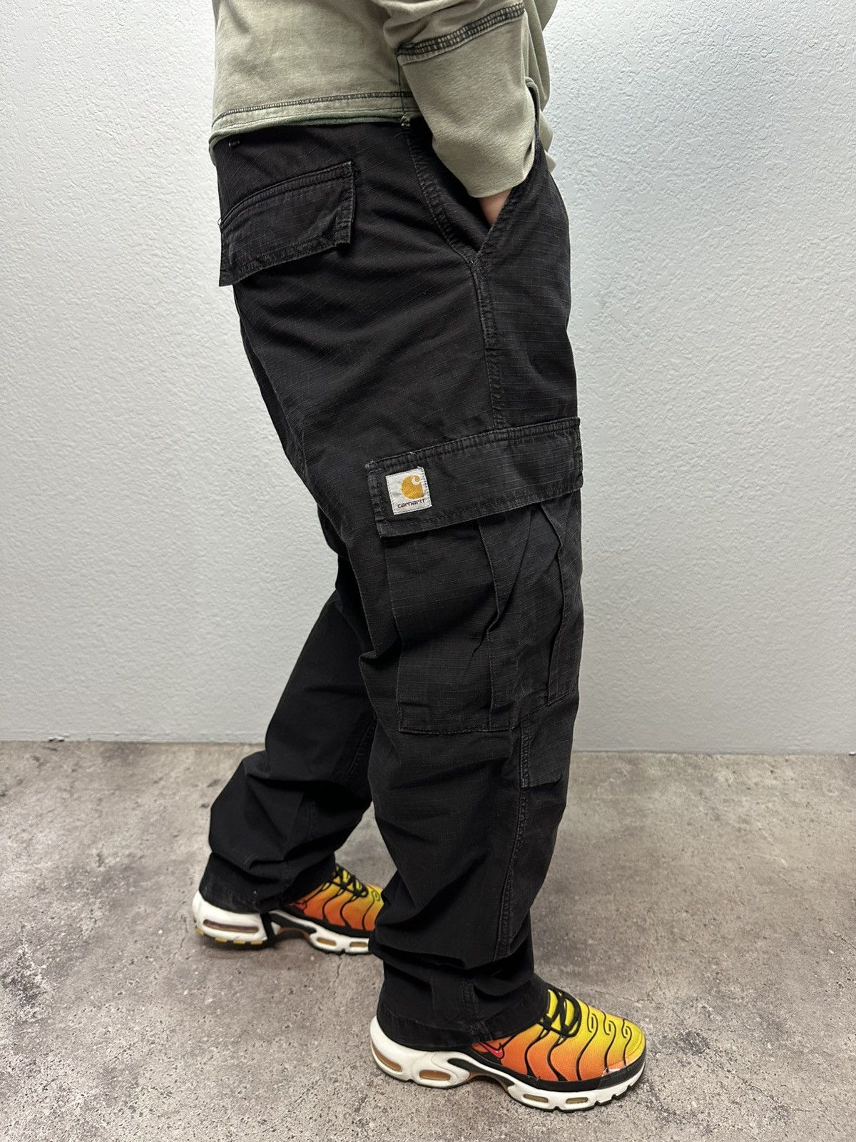 Carhartt Vintage Carhartt WIP Cargo Pants Ripstop Work Black Y2K Size US 34 / EU 50 - 1 Thumbnail
