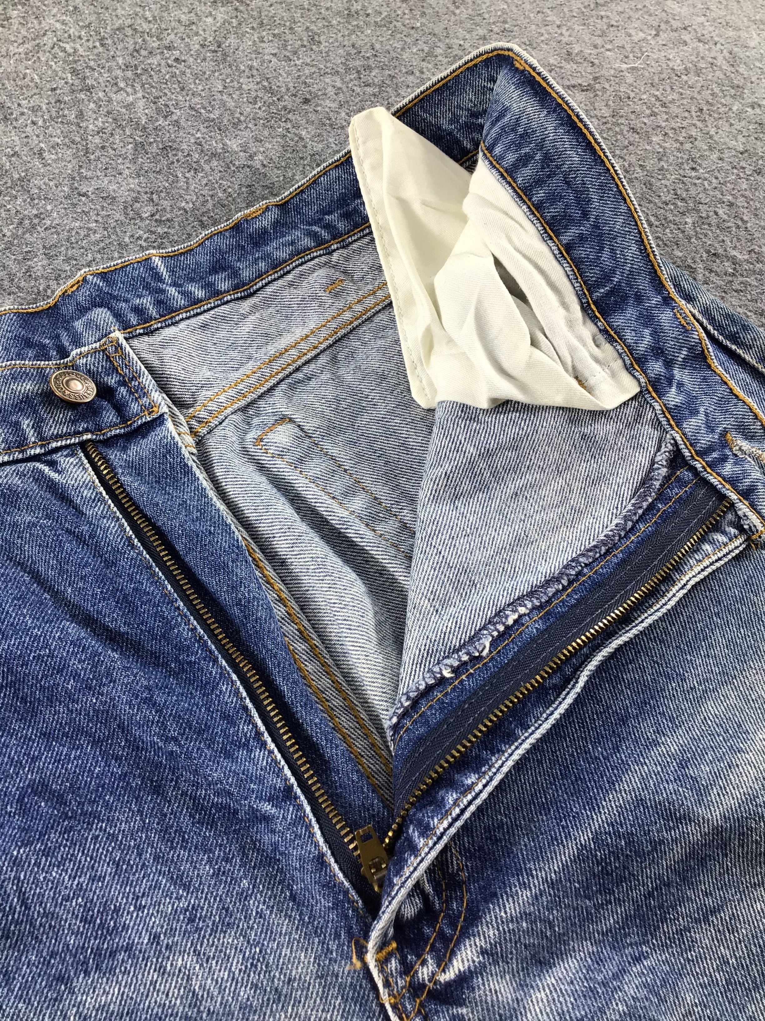 Levi's Vintage Levis 510 Jeans Dirty Stone Wash Denim -J536 Size US 35 - 9 Thumbnail
