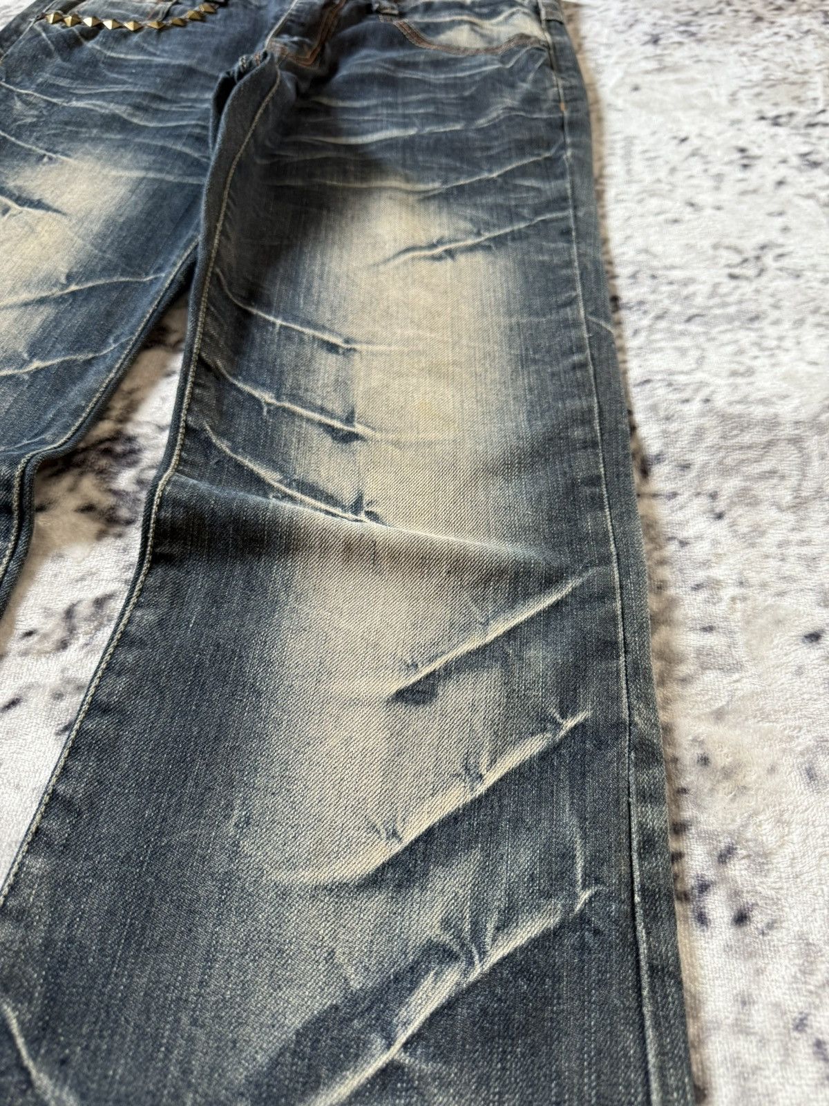 Japanese Brand Tokyo Underground Studded Mud Wash Flared Jeans Size US 30 / EU 46 - 8 Thumbnail