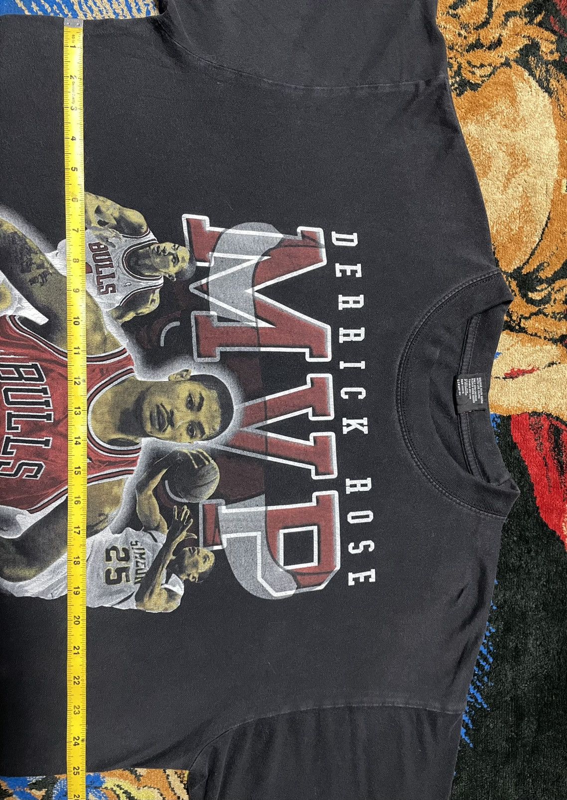 NBA Vintage 00s Derrick Rose MVP T-Shirt. Size US XXL / EU 58 / 5 - 7 Thumbnail