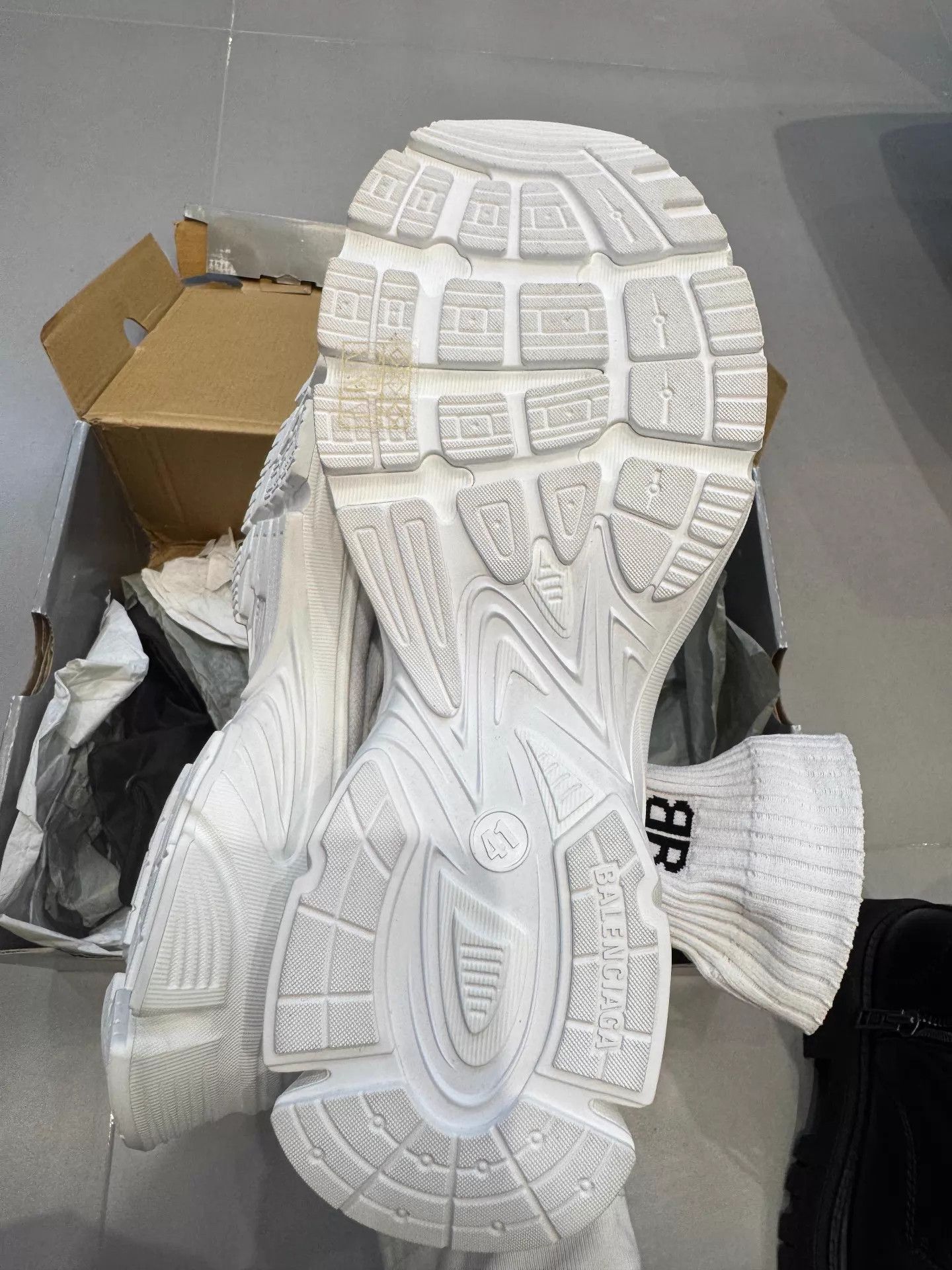Balenciaga Balenciaga Speed 3.0 White Sock Sneaker 41 Size US 8 / EU 41 - 4 Thumbnail
