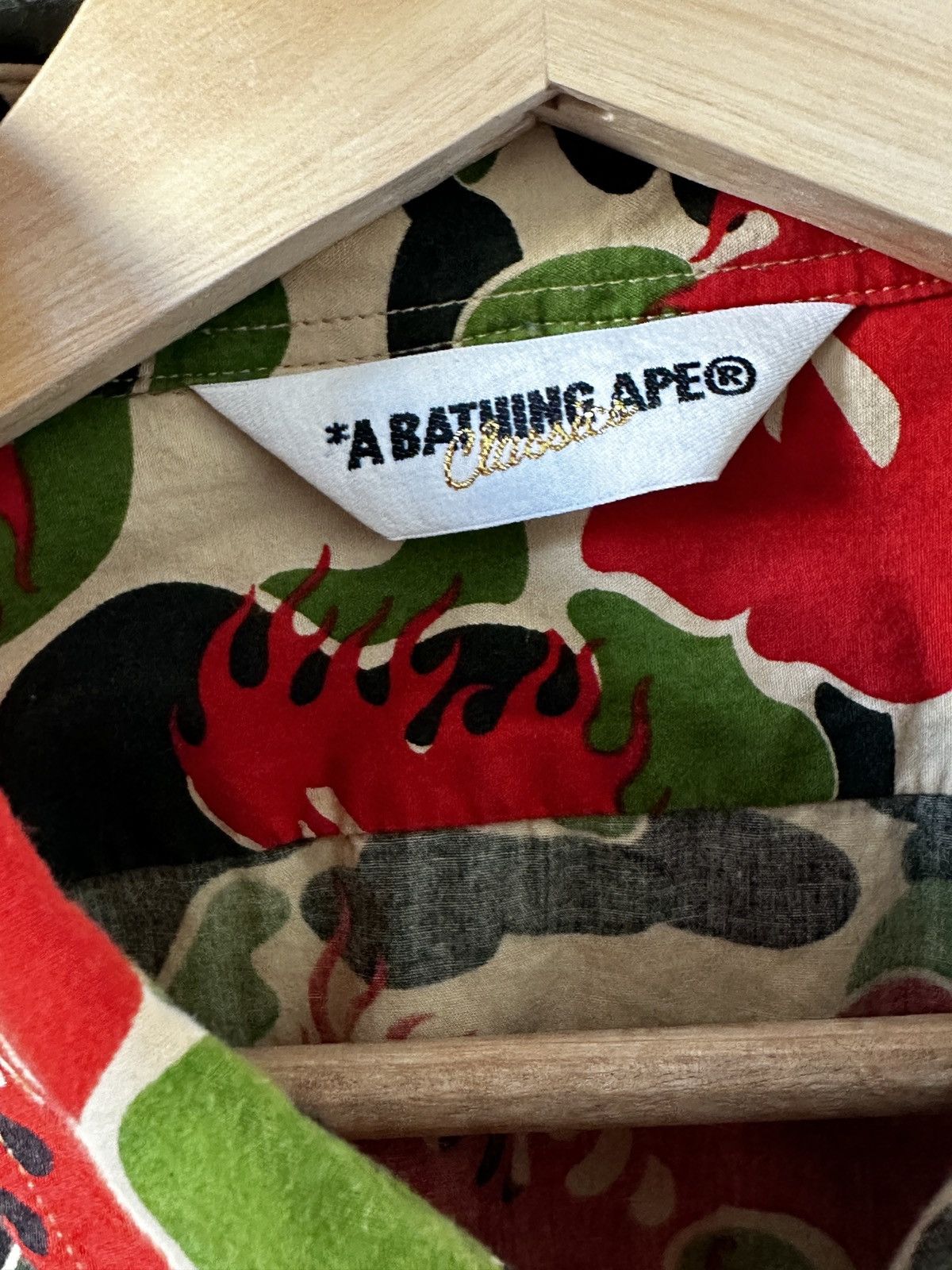 Bape OG Bape Fire ayoma short sleeve Size US M / EU 48-50 / 2 - 3 Thumbnail