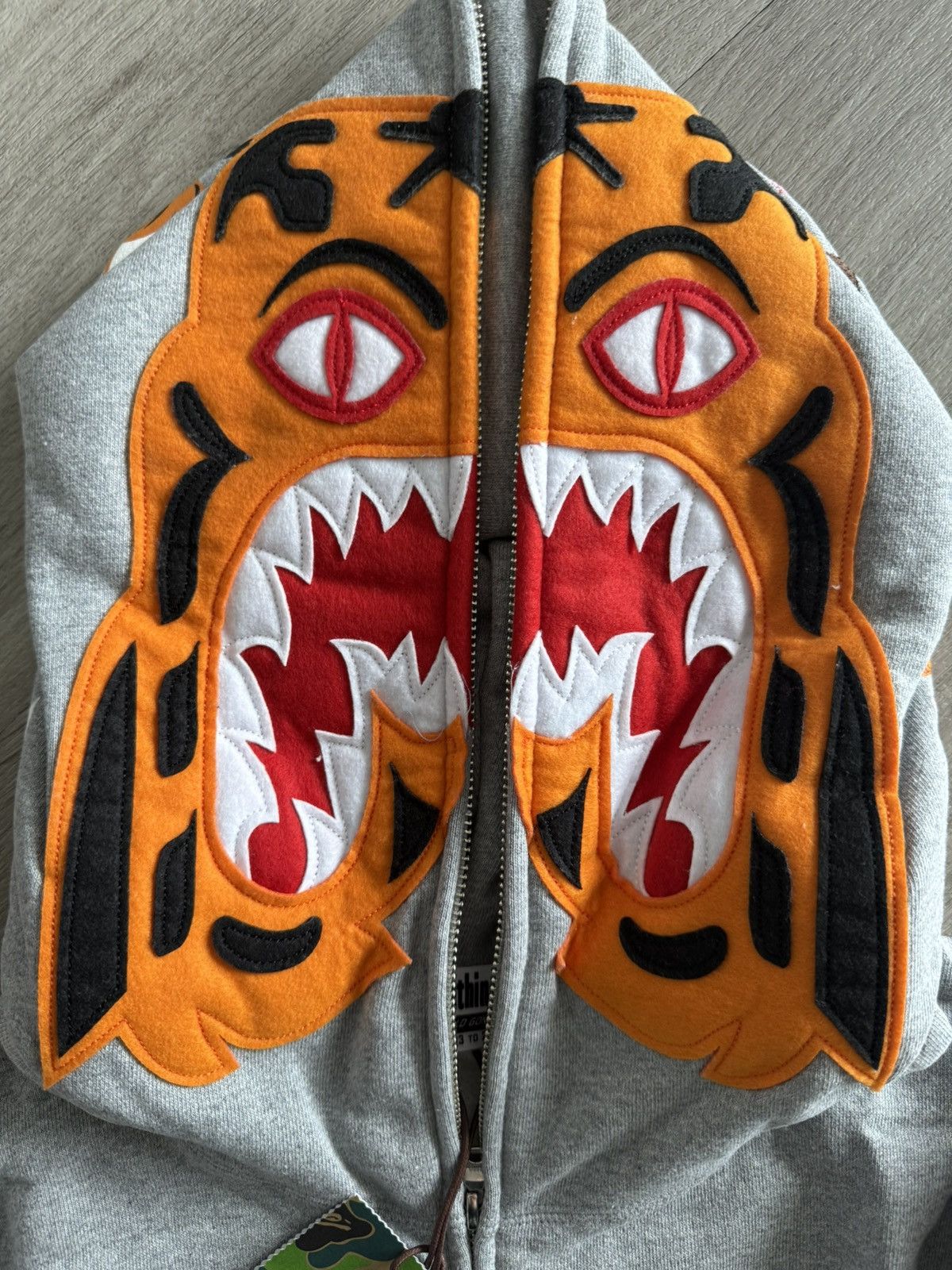 Bape Bape Tiger Full Zip Size US XL / EU 56 / 4 - 5 Thumbnail