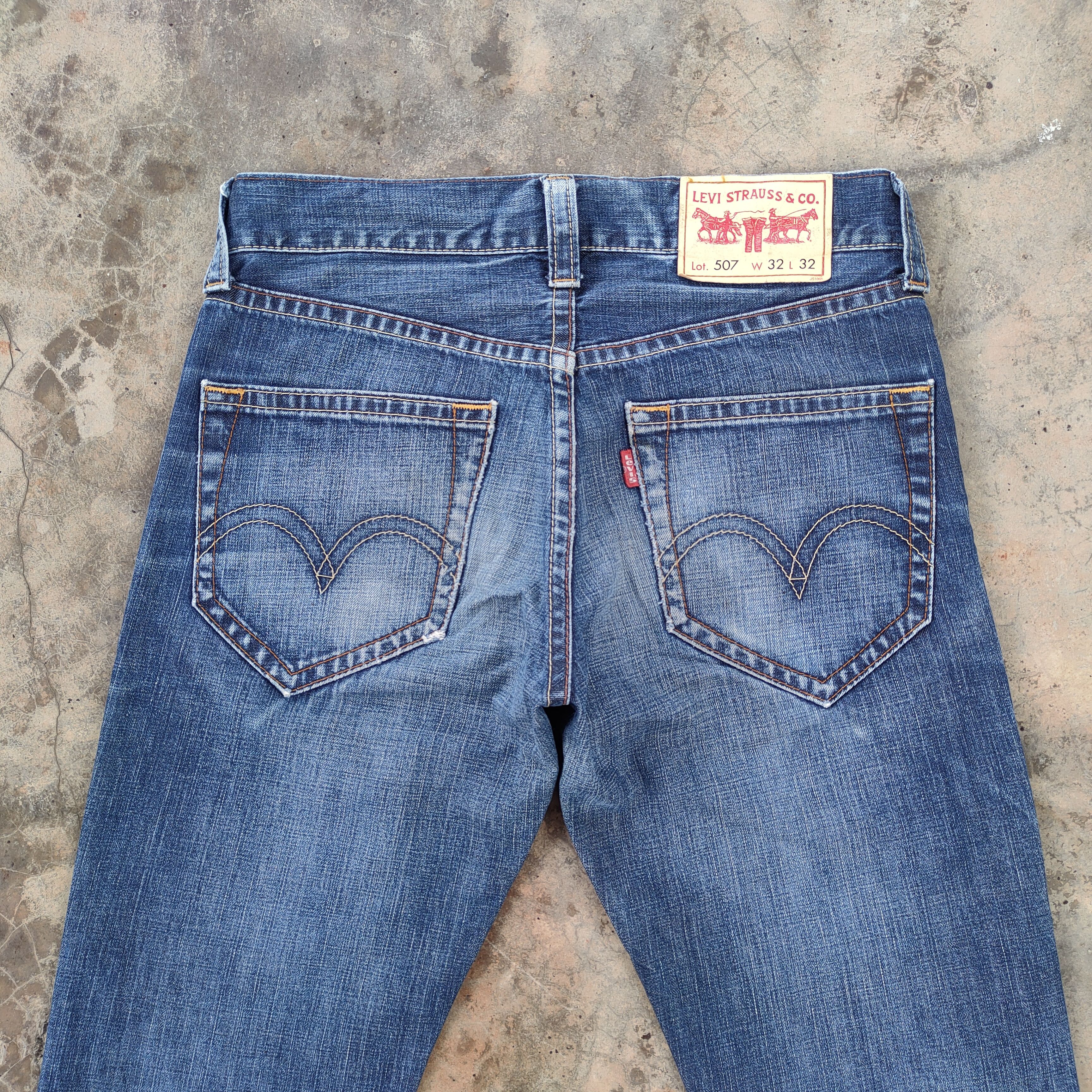 Levi's Vintage Clothing VINTAGE LEVI'S 507 BOOTCUT FLARE FADED RIPPED JEAN PANTS Size US 34 / EU 50 - 10 Thumbnail