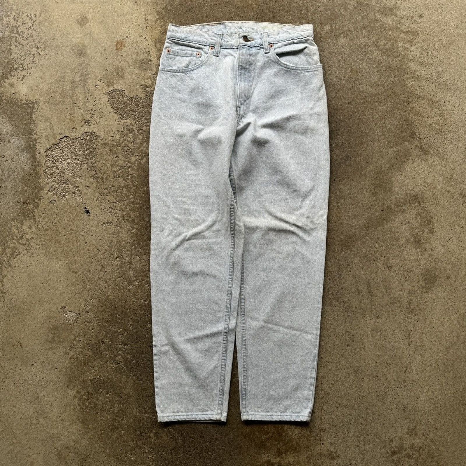 Levi's VINTAGE 90s LEVI'S 550 LIGHT WASH FADED DENIM JEANS 29 Size US 29 - 1 Thumbnail
