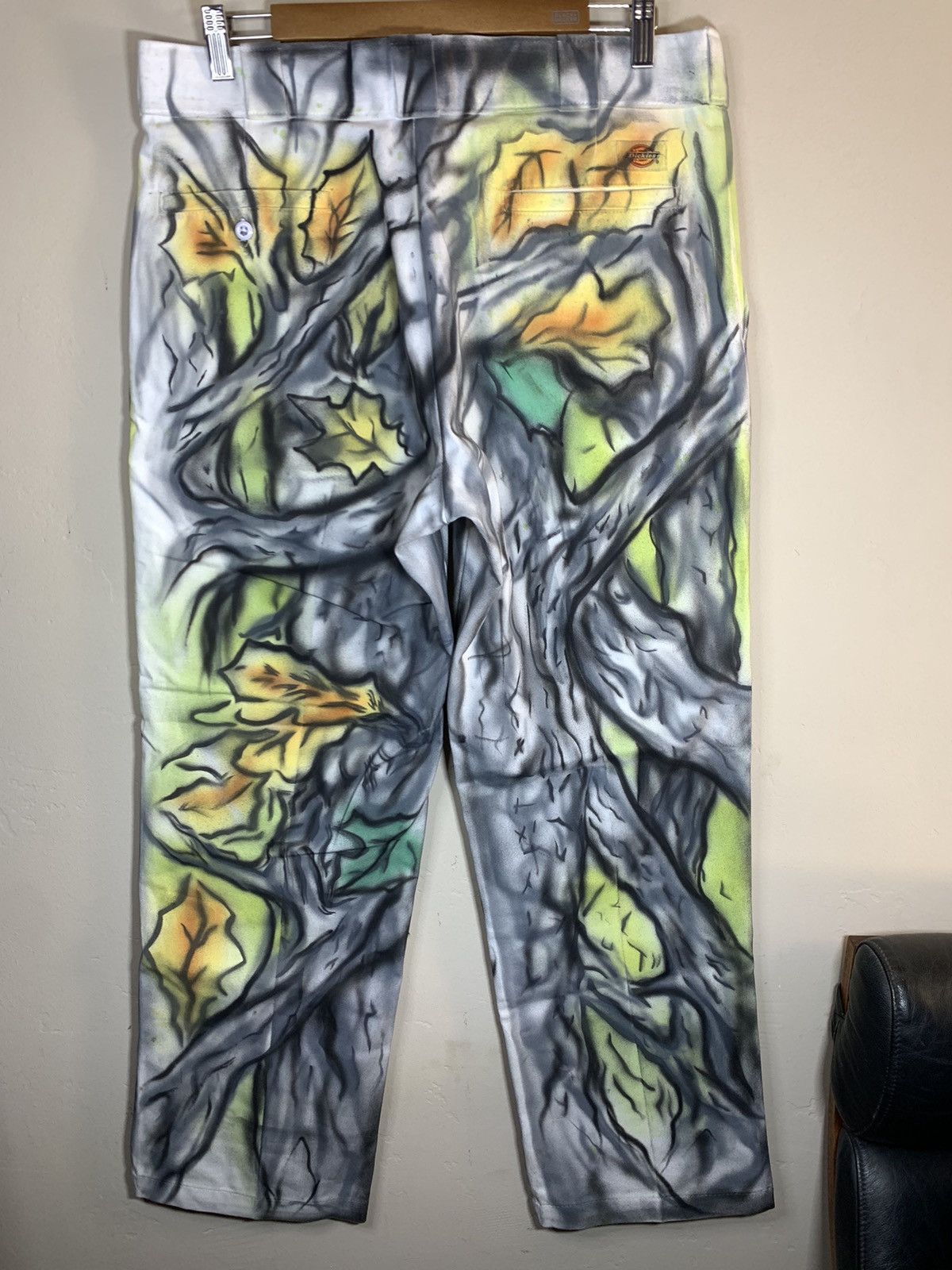 Dickies *RARE* Airbrushed Leaves & Branches Dickies 874 Pants 34x30 Size US 34 / EU 50 - 2 Thumbnail