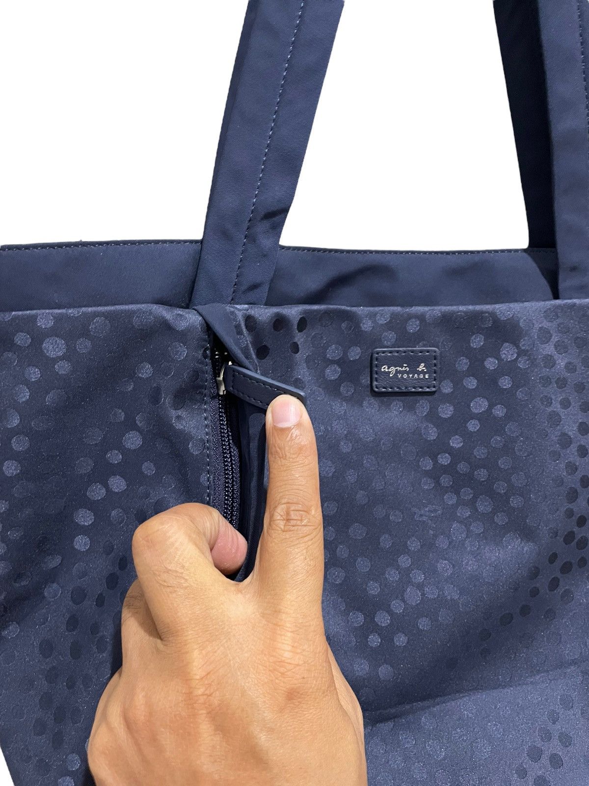 Designer × agnes b. Agnes B Polka Dots Shadow Nylon Shoulder Bags Size ONE SIZE - 4 Thumbnail