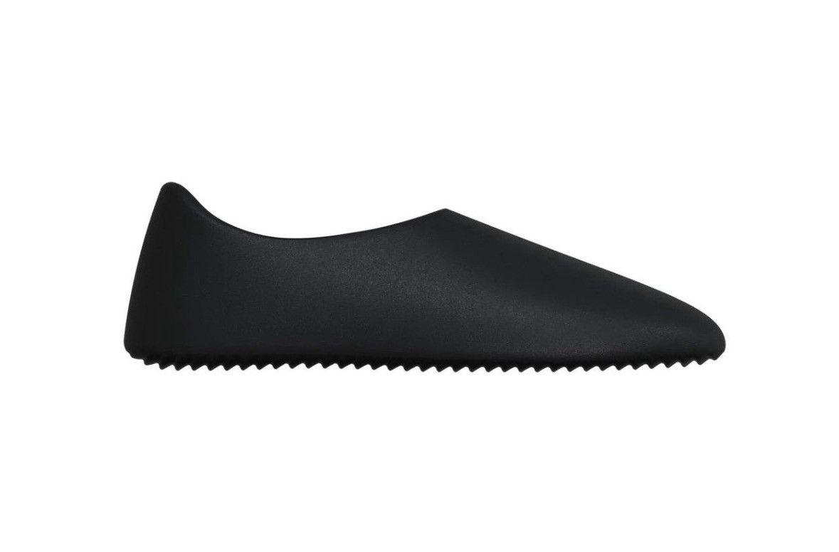 Yeezy Yeezy Season Slippers Size US 12 / EU 45 - 1 Thumbnail