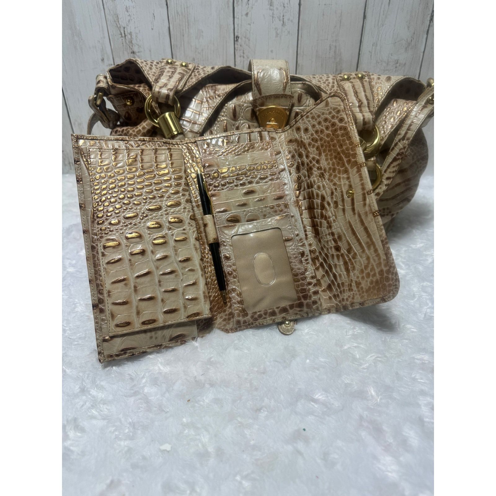 BRAHMIN Brahmin Cro embossed shoulder women bag and wallet champagne Size ONE SIZE - 10 Thumbnail