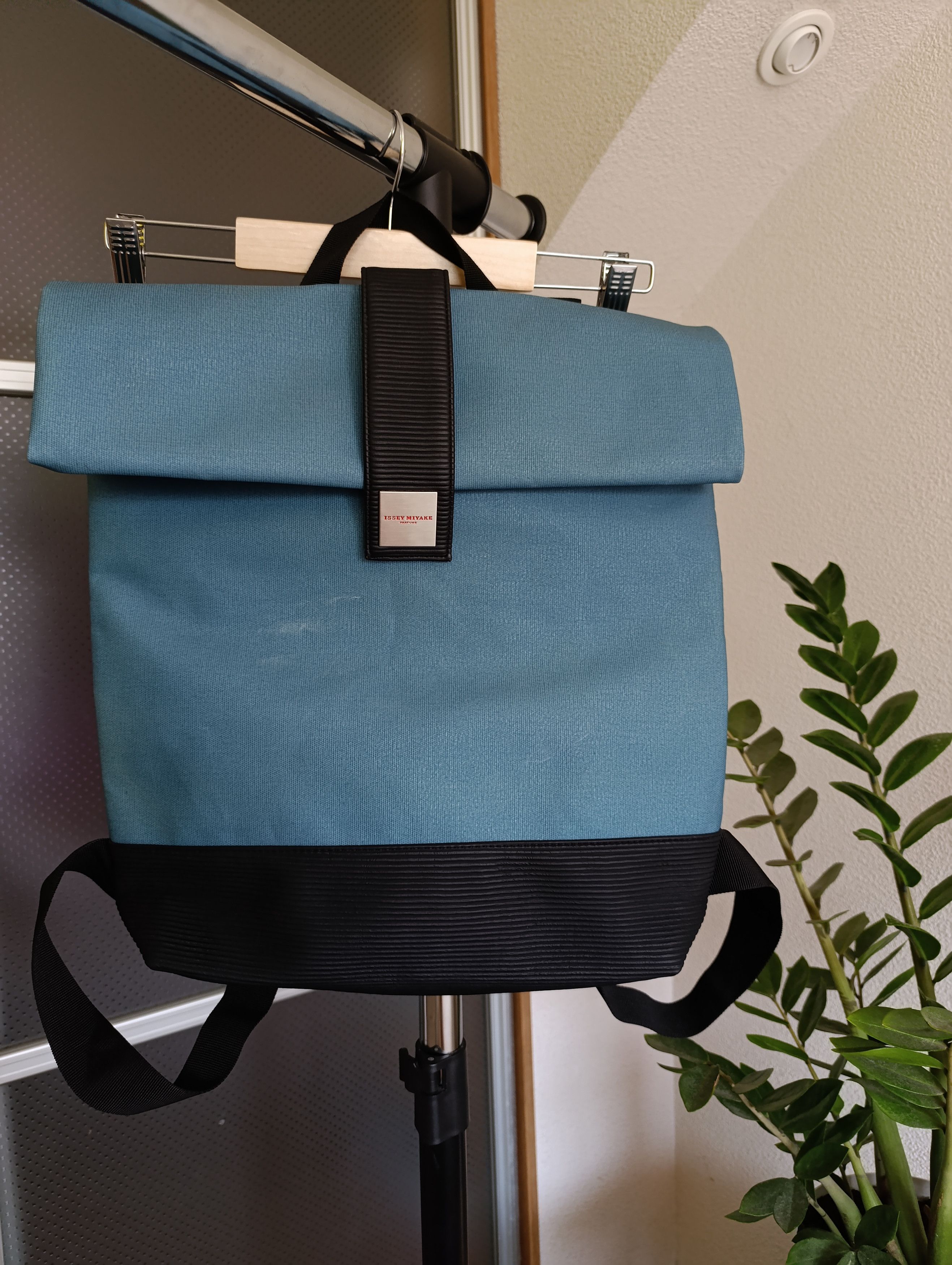 ISSEY MIYAKE PARFUMS BACKPACK WEEKEND BAG BLUE IN CLOTH