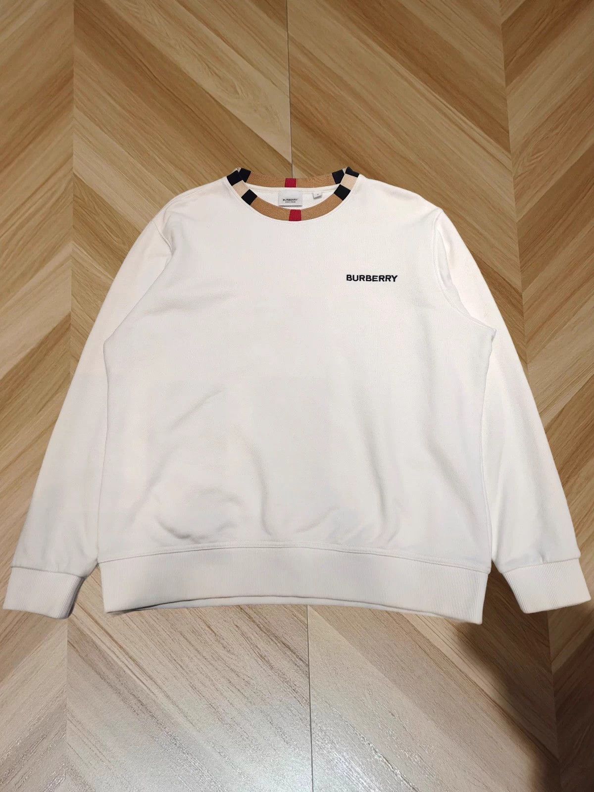 Burberry Burberry Classic Sweatshirt M Near New Thick Size M / US 6-8 / IT 42-44 - 1 Thumbnail