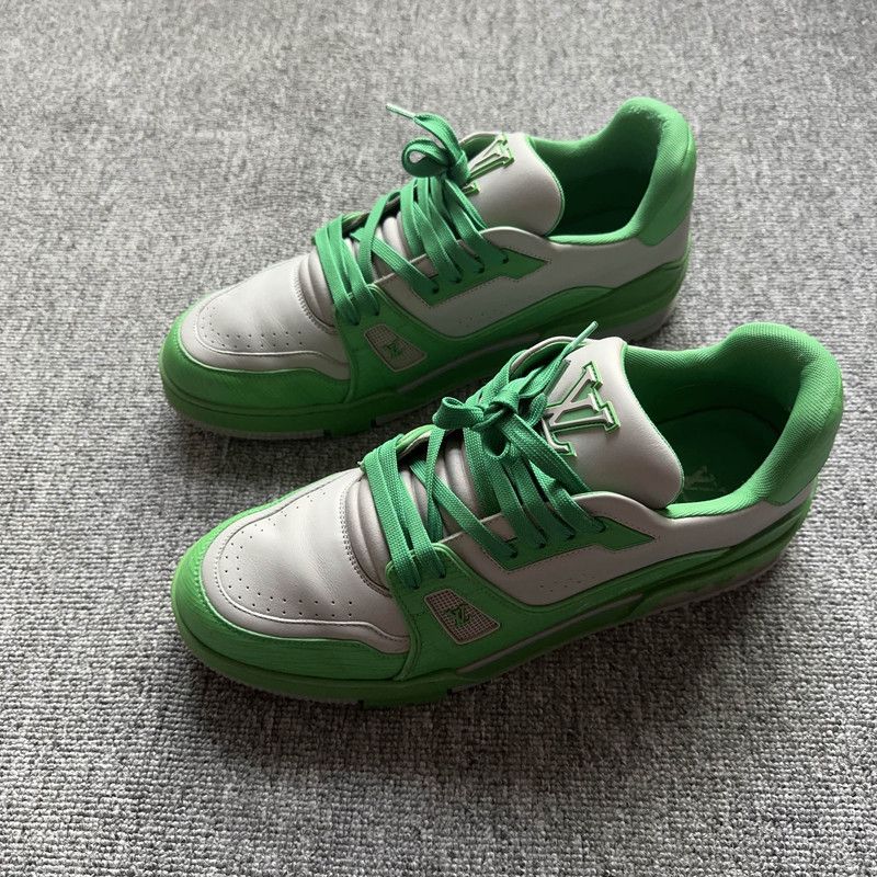 Louis Vuitton Louis Vuitton Green Low-Top Sneakers 0079 Size US 10.5 / EU 43-44 - 1 Thumbnail