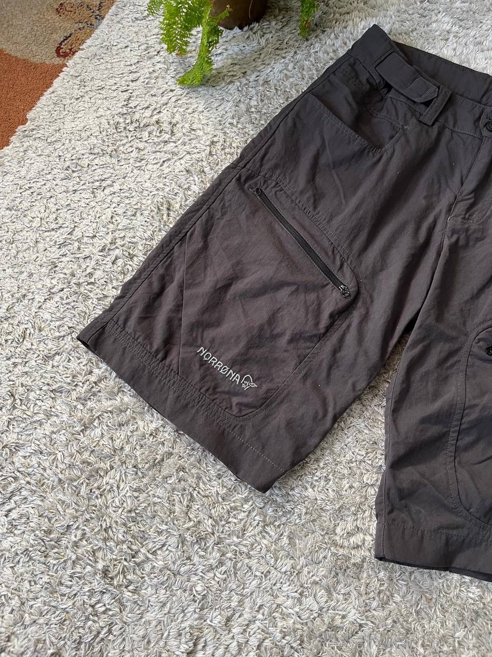 Norrona Norrona Shorts Streetwear Gorpcore Outdoor Rare Logo Size US 32 / EU 48 - 2 Thumbnail