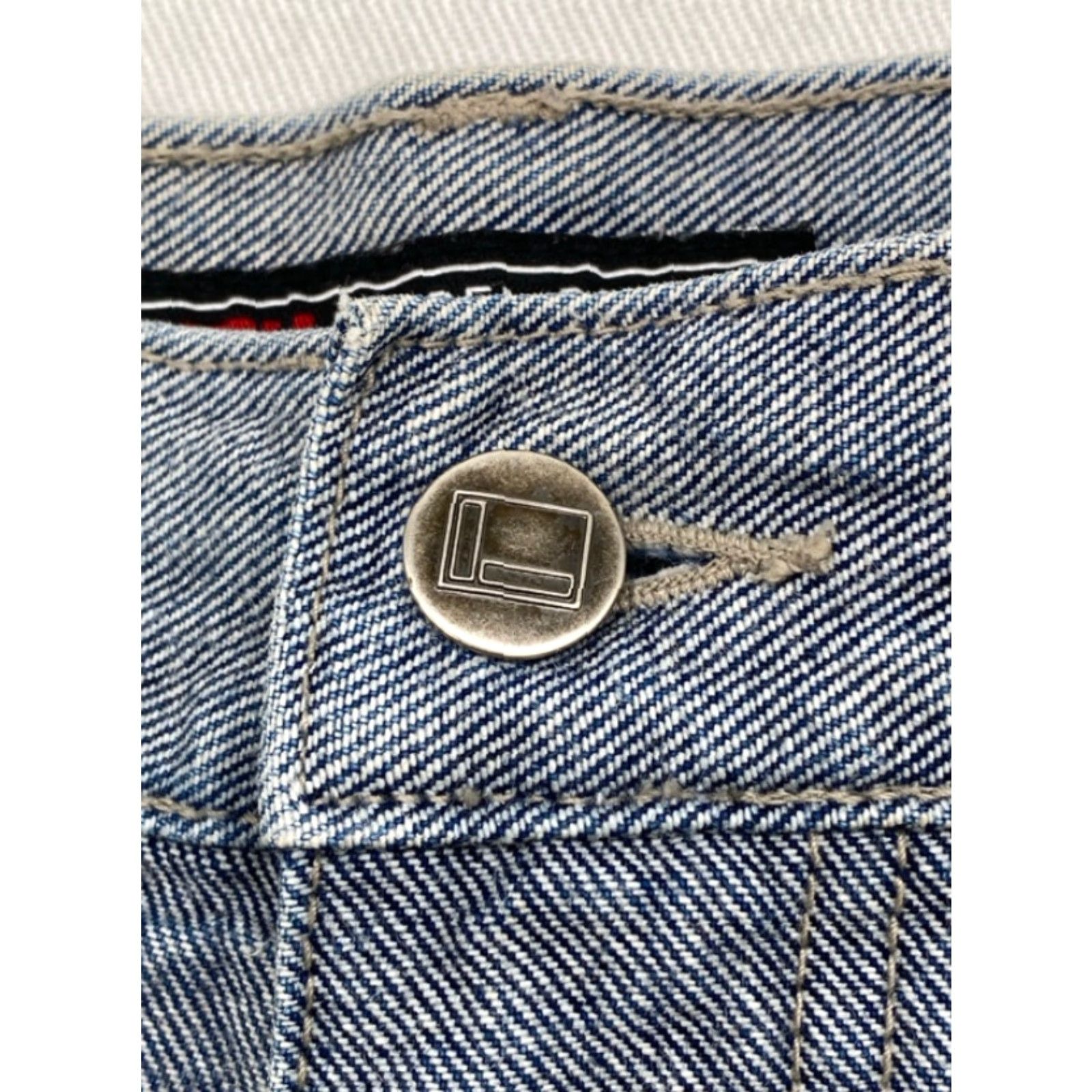 Fubu VINTAGE FUBU Jeans Men's 38x28 Cargo Patchwork Embroidered Denim 90s Hip Hop Wide-Leg Jeans Mens Size US 38 / EU 54 - 6 Thumbnail