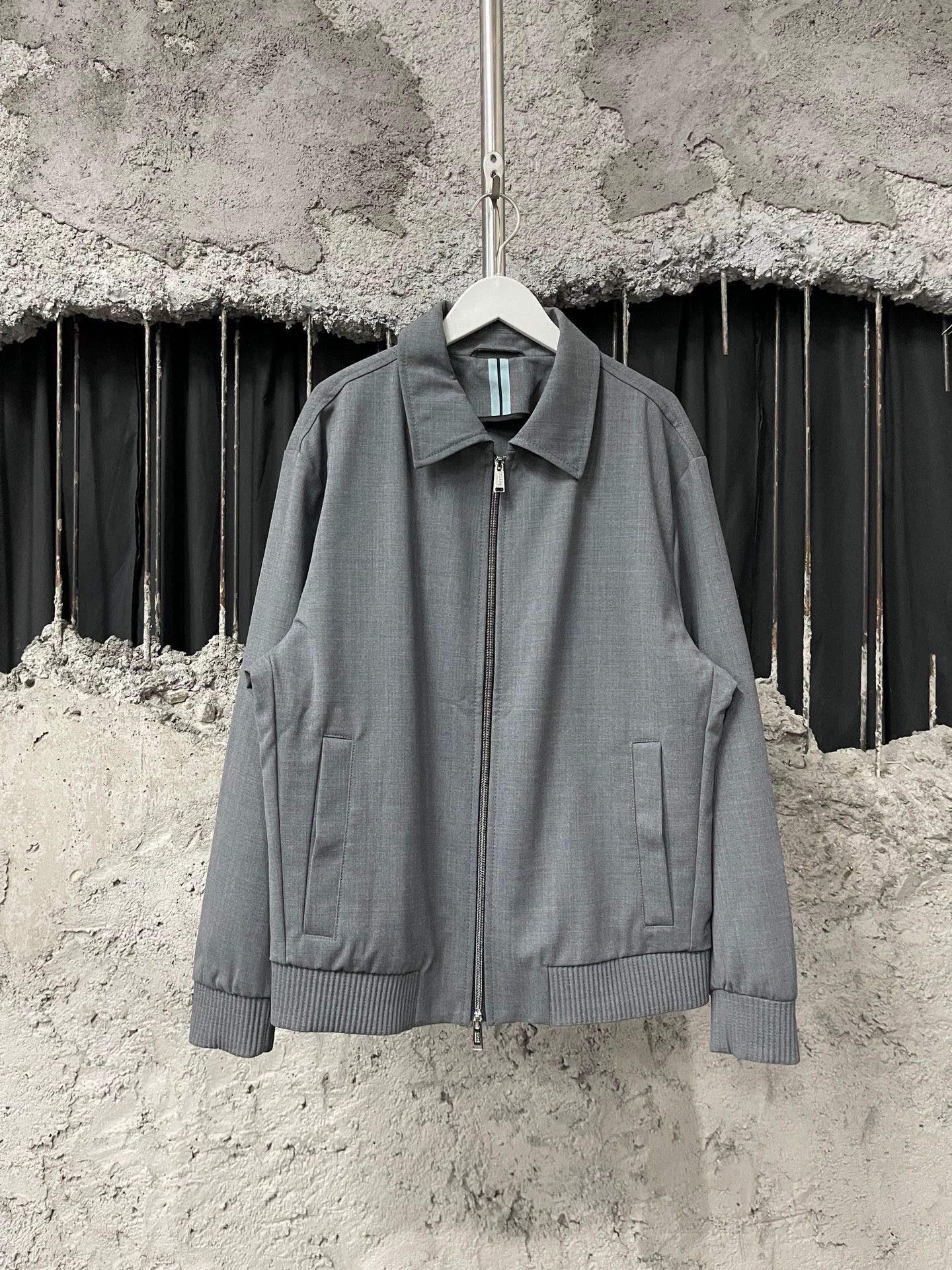 Hugo Boss HUGO BOSS executive jacket 50 new Size US M / EU 48-50 / 2 - 1 Thumbnail