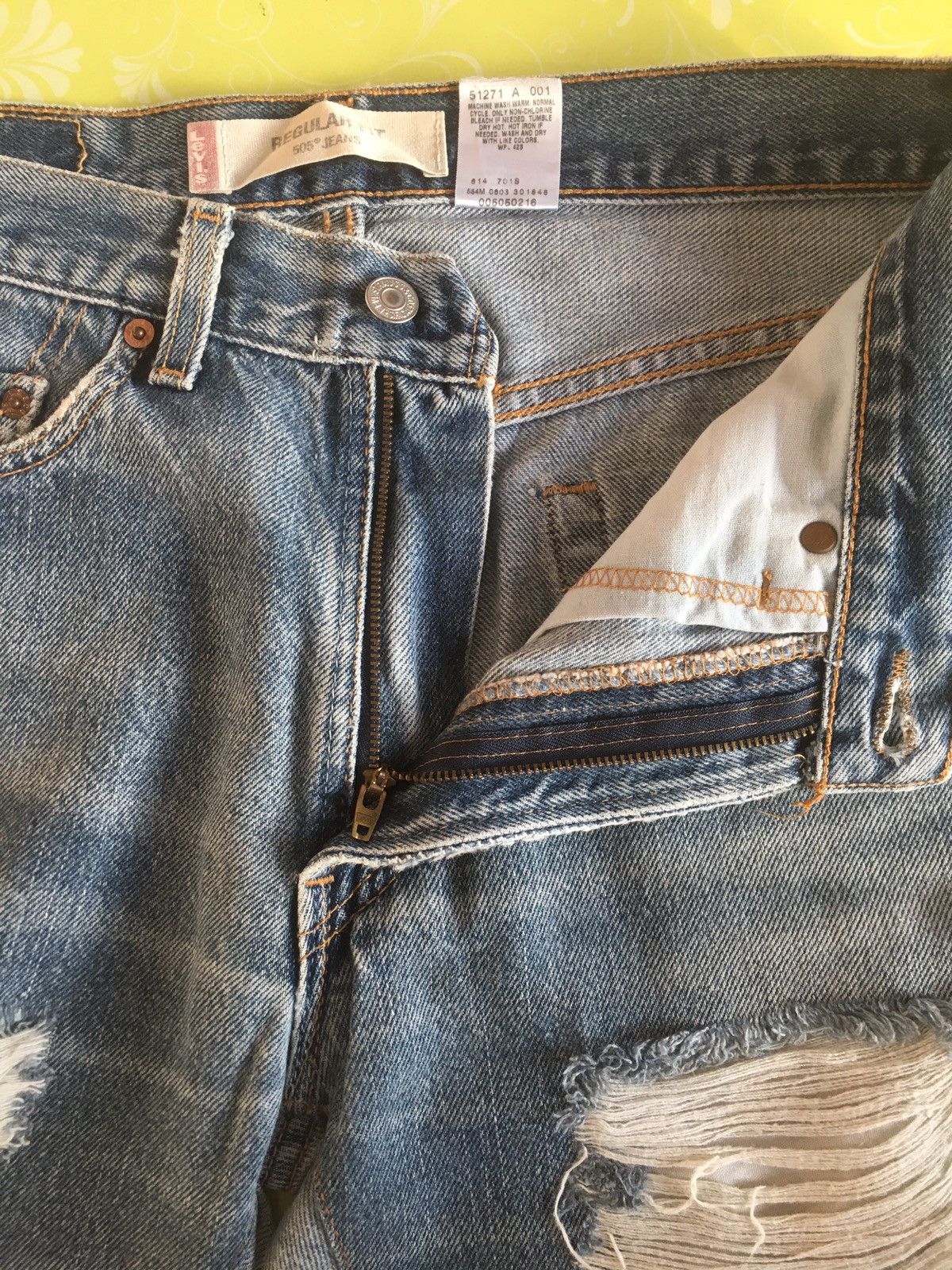 Levi's Vintage Clothing Levis 505 regular fit Size US 30 / EU 46 - 3 Thumbnail