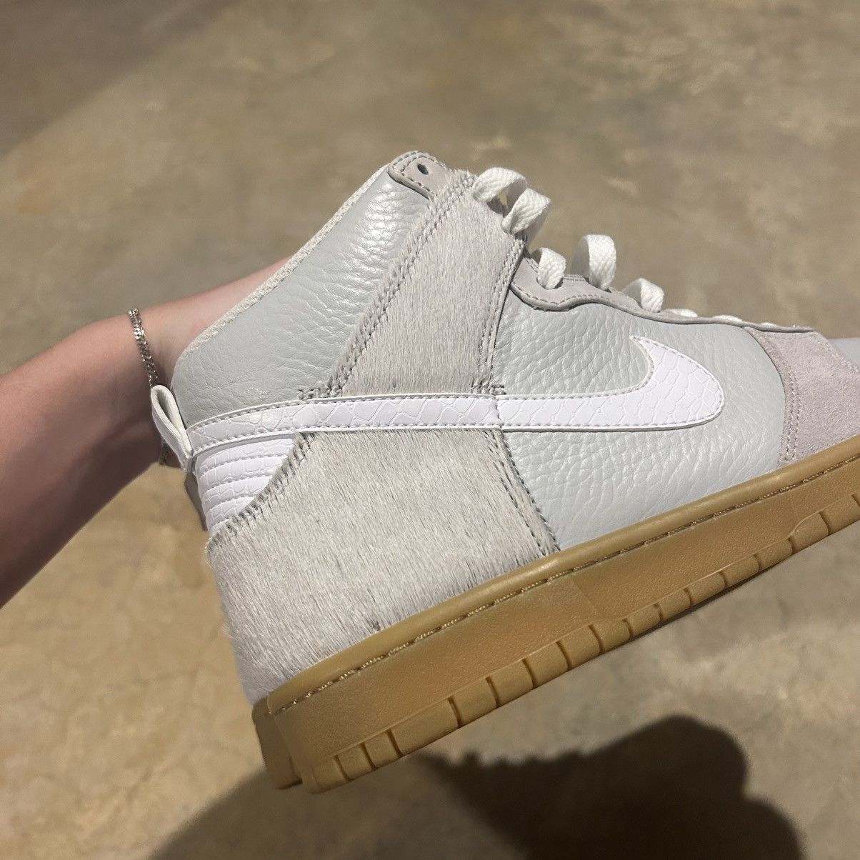 Nike × Nike SB Nike Dunk High Premium Neutral Grey Pony Hair 2008 US 9 Size US 9 / EU 42 - 9 Thumbnail
