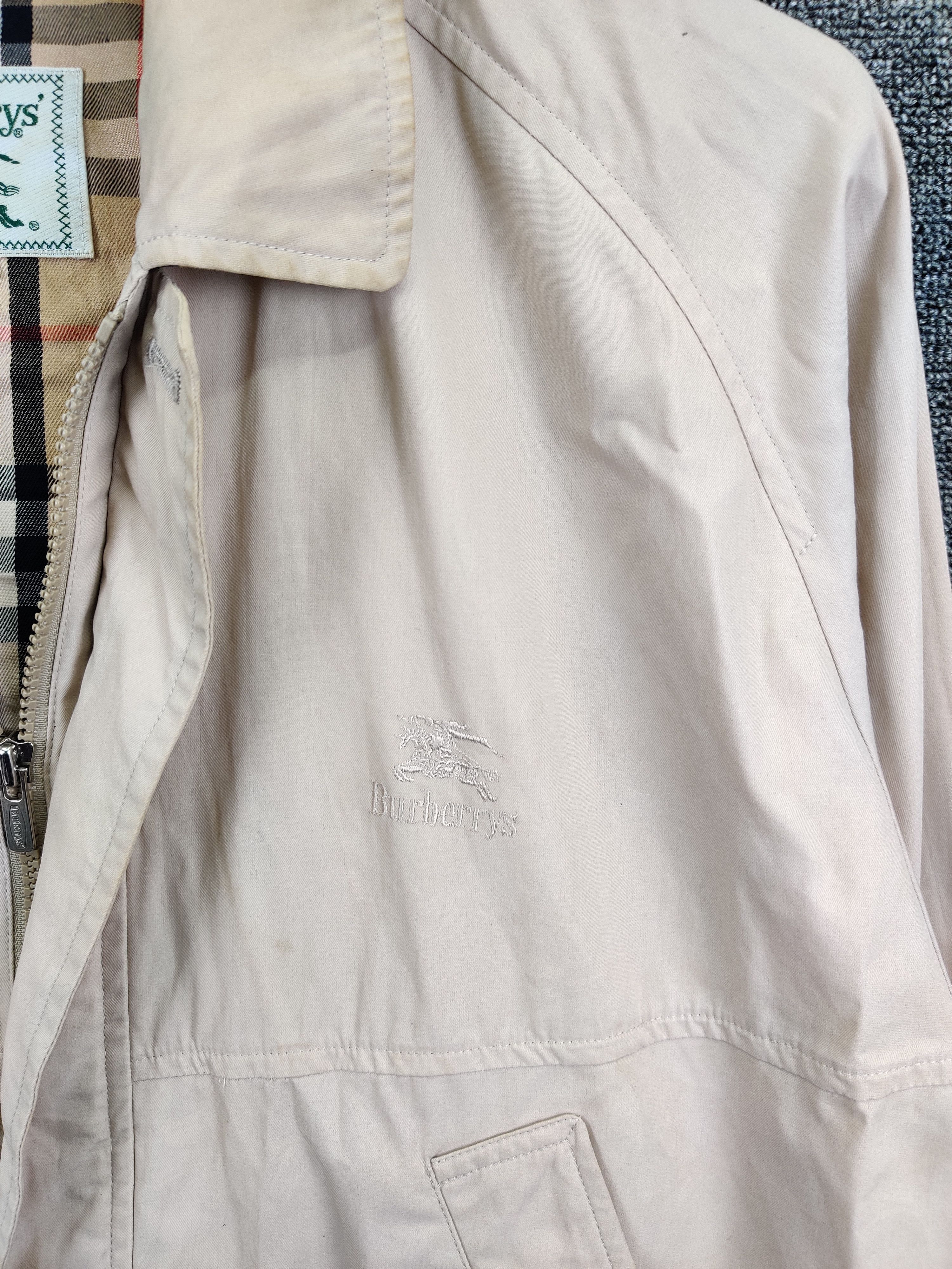 Burberry Nice❗Burberry Nova Check Bomber Jacket Size US M / EU 48-50 / 2 - 7 Thumbnail