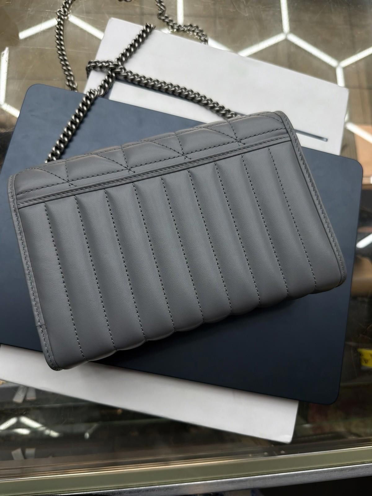Gucci GUCCI GG Marmont Small Shoulder Bag/ Gray $2000 RARE Size ONE SIZE - 5 Thumbnail