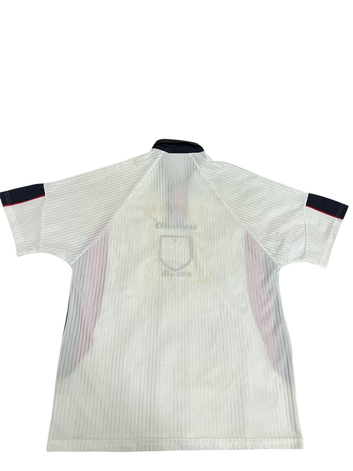 Vintage Vintage Umbro England Football Jersey. Size US XL / EU 56 / 4 - 3 Thumbnail