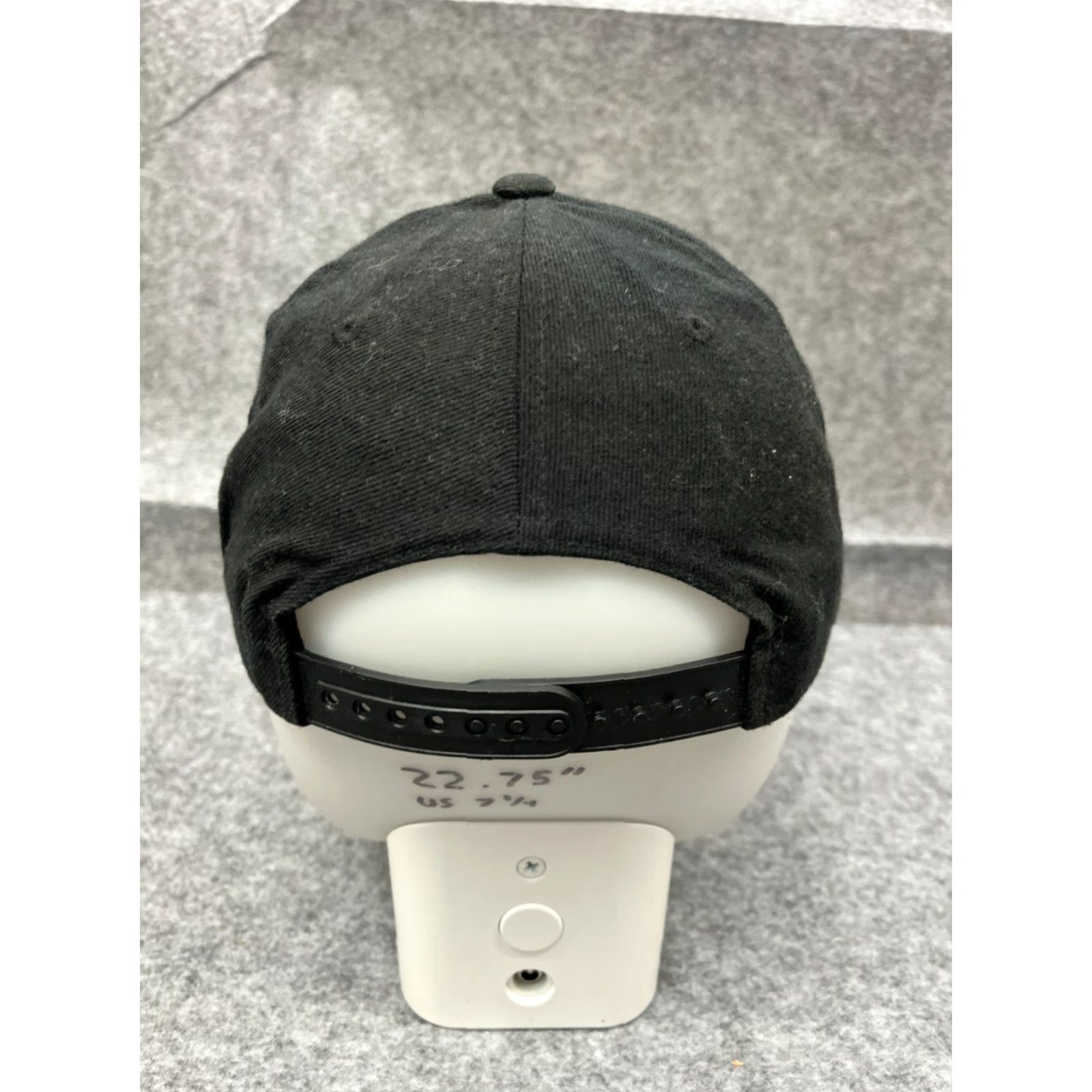 Volcom Volcom Hat Cap Snap Back Adult One Size Black Acrylic Knit Beach Black Size ONE SIZE - 6 Thumbnail