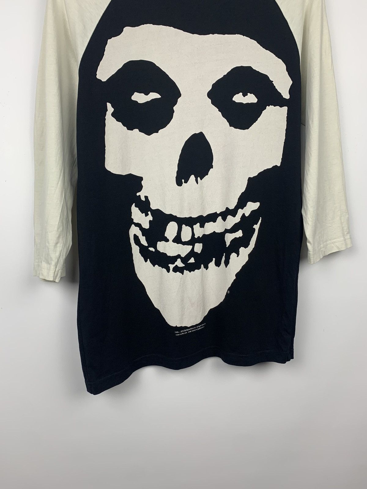 Band Tees Vintage Y2K Skulls Misfits Rock Band 3/4 Sleeve Top 2016 Size US S / EU 44-46 / 1 - 3 Thumbnail