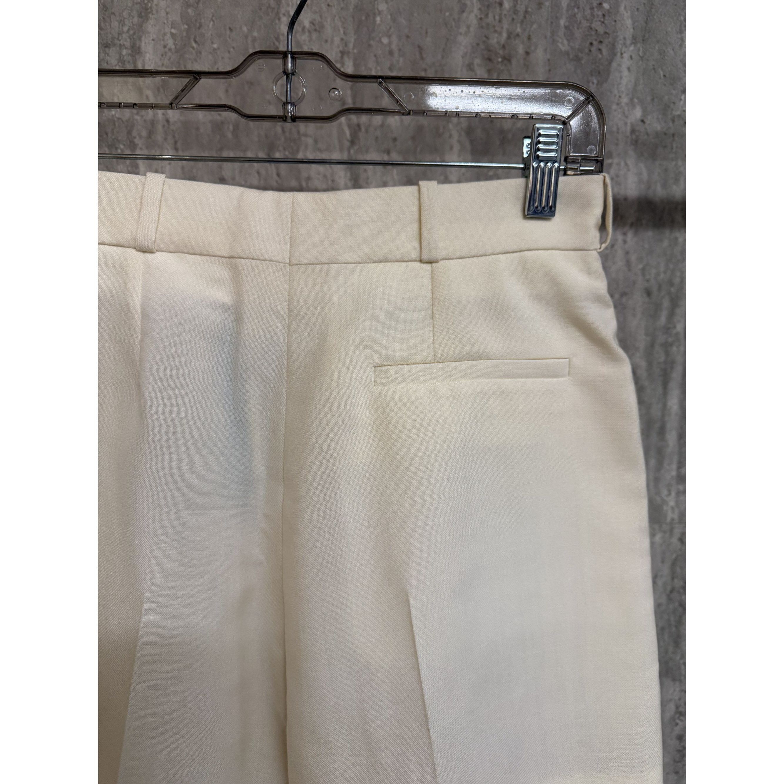Balenciaga Balenciaga Womens High-Waisted Pleated Shorts Size 40 Cream Size 27" / US 4 / IT 40 - 7 Thumbnail