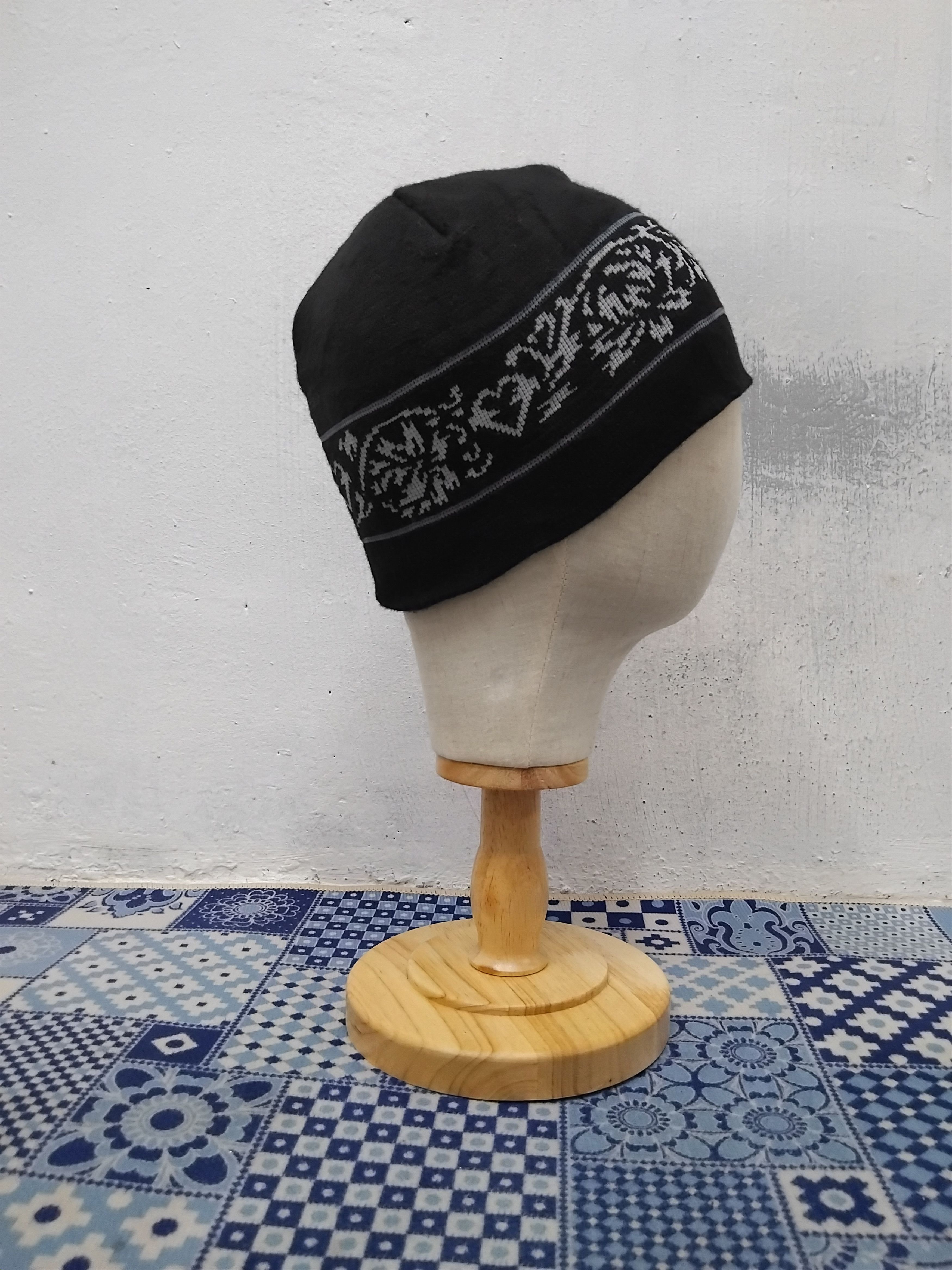 Japanese Brand 💥Roxy Black colour beanie Size ONE SIZE - 5 Thumbnail