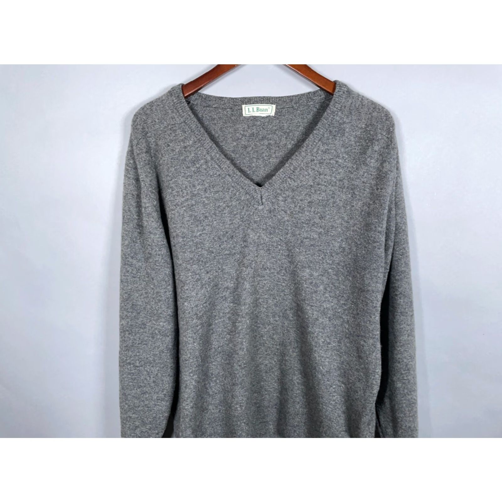 Vintage VINTAGE L.L. Bean Wool Sweater Adult Large Gray Men's Pullover 90s Casual Preppy Knit Size US L / EU 52-54 / 3 - 3 Thumbnail