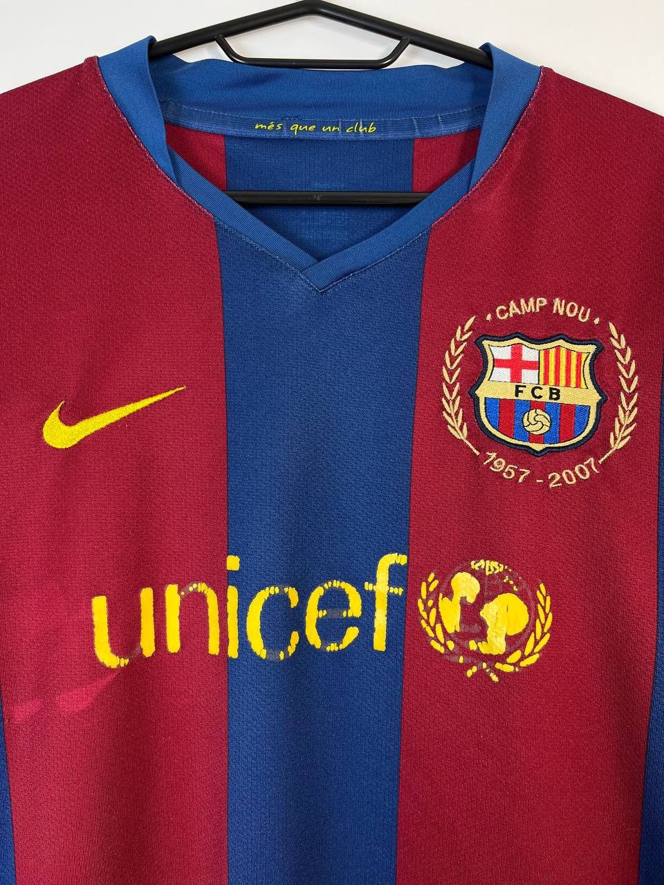 Nike FC BARCELONA 2007 2008 HOME SHIRT JERSEY NIKE MENS SIZE XS Size US XS / EU 42 / 0 - 2 Thumbnail
