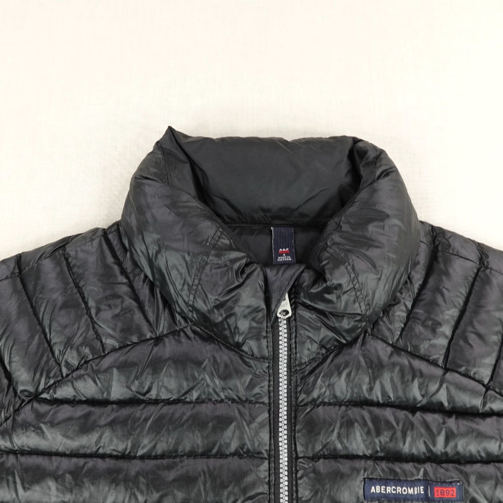 Abercrombie & Fitch Abercrombie & Fitch Jacket Mens Small Black Puffer Quilted Down Zip Size US S / EU 44-46 / 1 - 2 Thumbnail