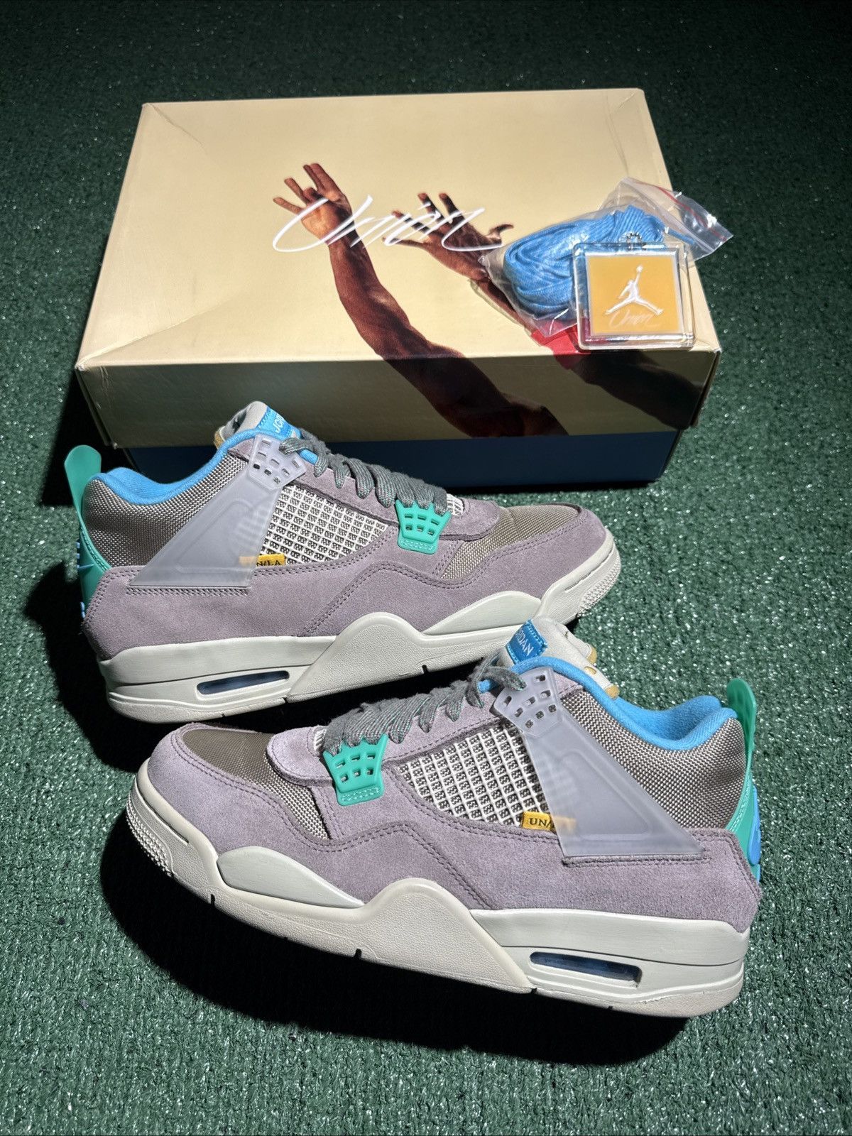 Size 9 - Union LA x Air Jordan 4 Retro Taupe Haze