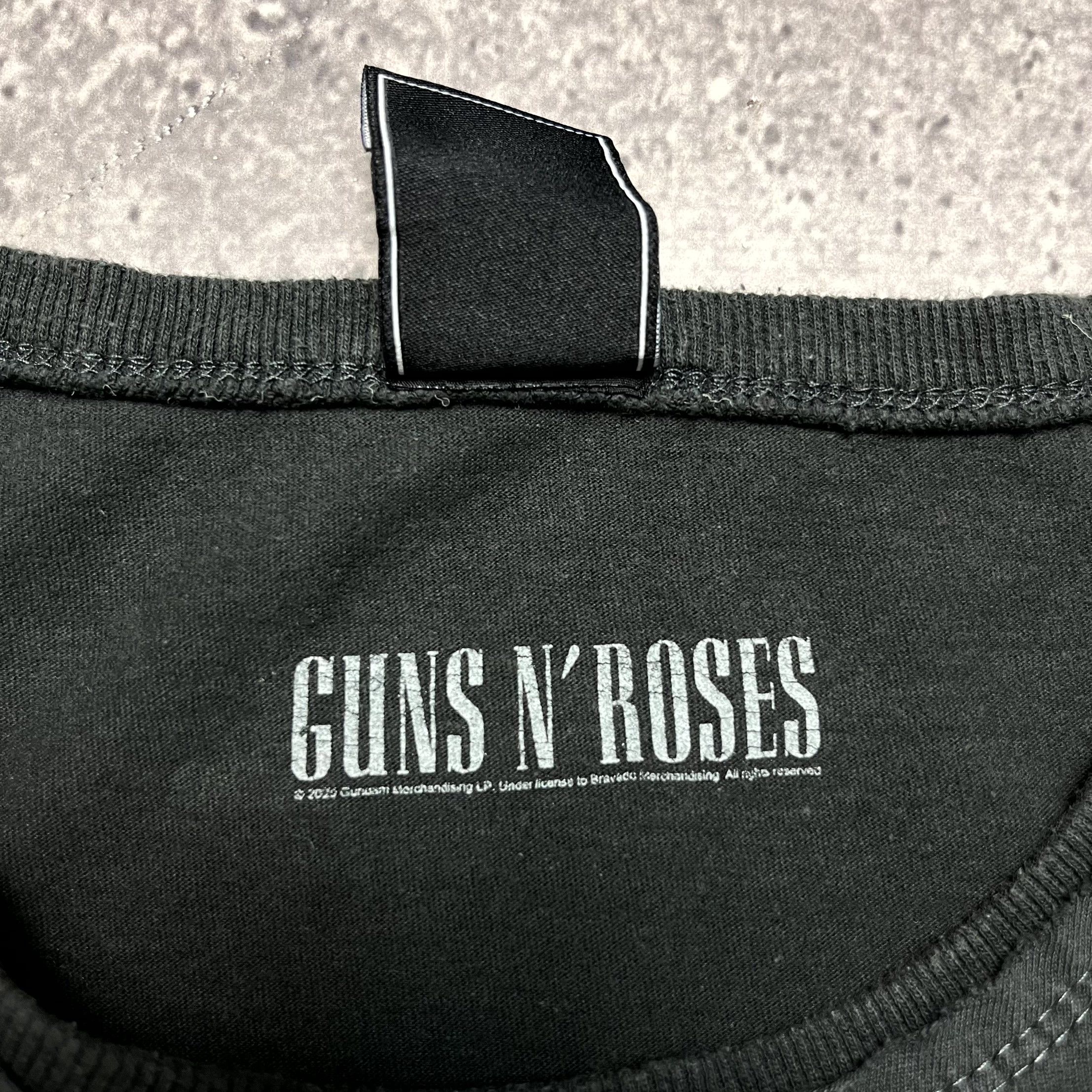Guns N' Roses Guns N Roses T-Shirt Vintage Rock Band Black Music Size XL Size US XL / EU 56 / 4 - 4 Thumbnail