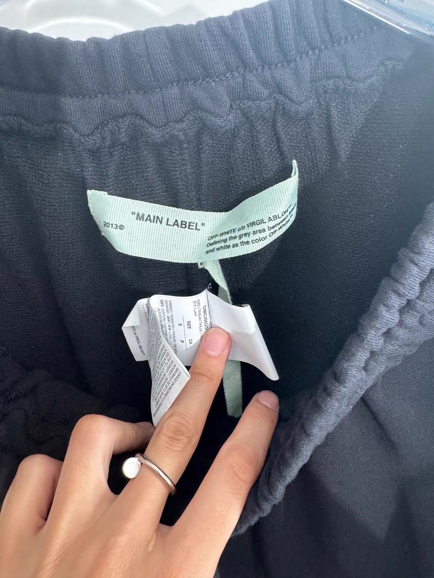 Off-White OFF-WHITE Shorts Q17 Size US 32 / EU 48 - 5 Thumbnail