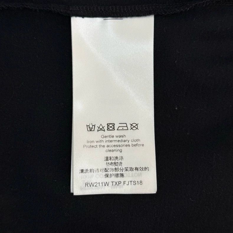 Louis Vuitton Louis Vuitton Black classic logo chain short sleeve T-shirt Size US XL / EU 56 / 4 - 6 Thumbnail