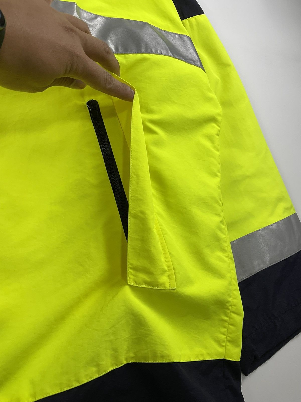 Vetements Vetements F/W'19 Hi Vis Anarchy Parka Jacket Size US M / EU 48-50 / 2 - 8 Thumbnail