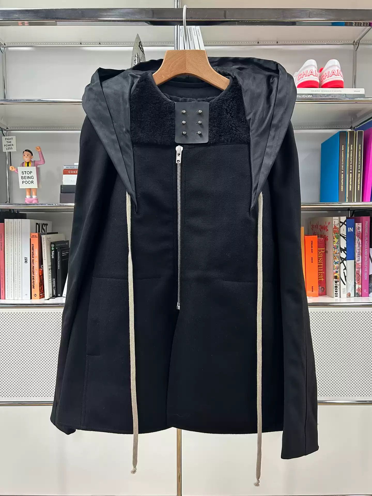 Rick Owens Rick owens black woolen hooded coat Size US S / EU 44-46 / 1 - 1 Thumbnail