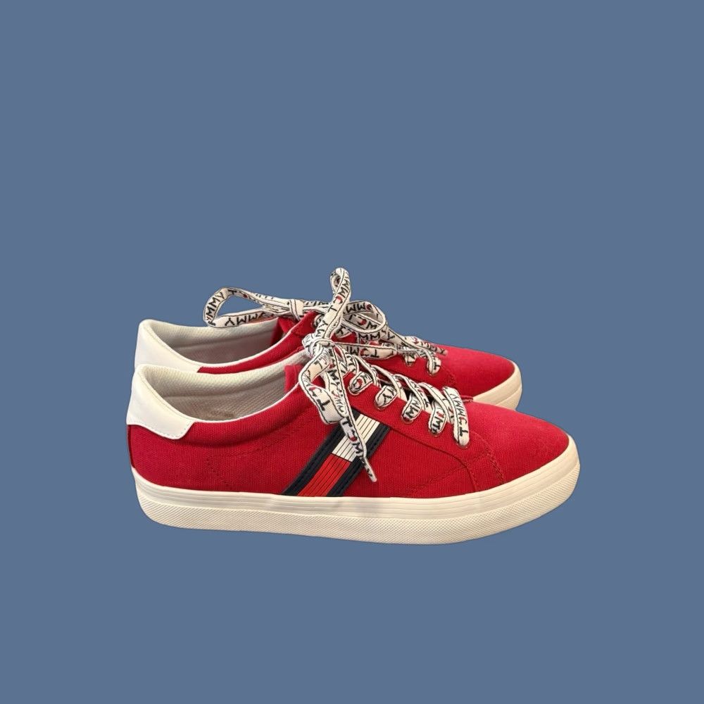 Tommy Hilfiger VINTAGE? Wait. The item isn’t vintage per rules. The title: "Tommy Hilfiger Fantim Canvas Logo Low Top Sneakers - Size 10 - Red - Women" Size L / US 10 / IT 46 - 1 Thumbnail
