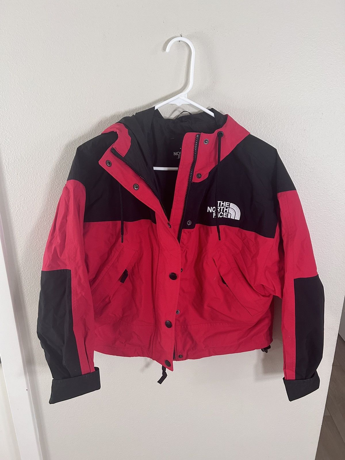 The North Face TNF Retro cropped mountain Jacket Size XS / US 0-2 / IT 36-38 - 1 Thumbnail