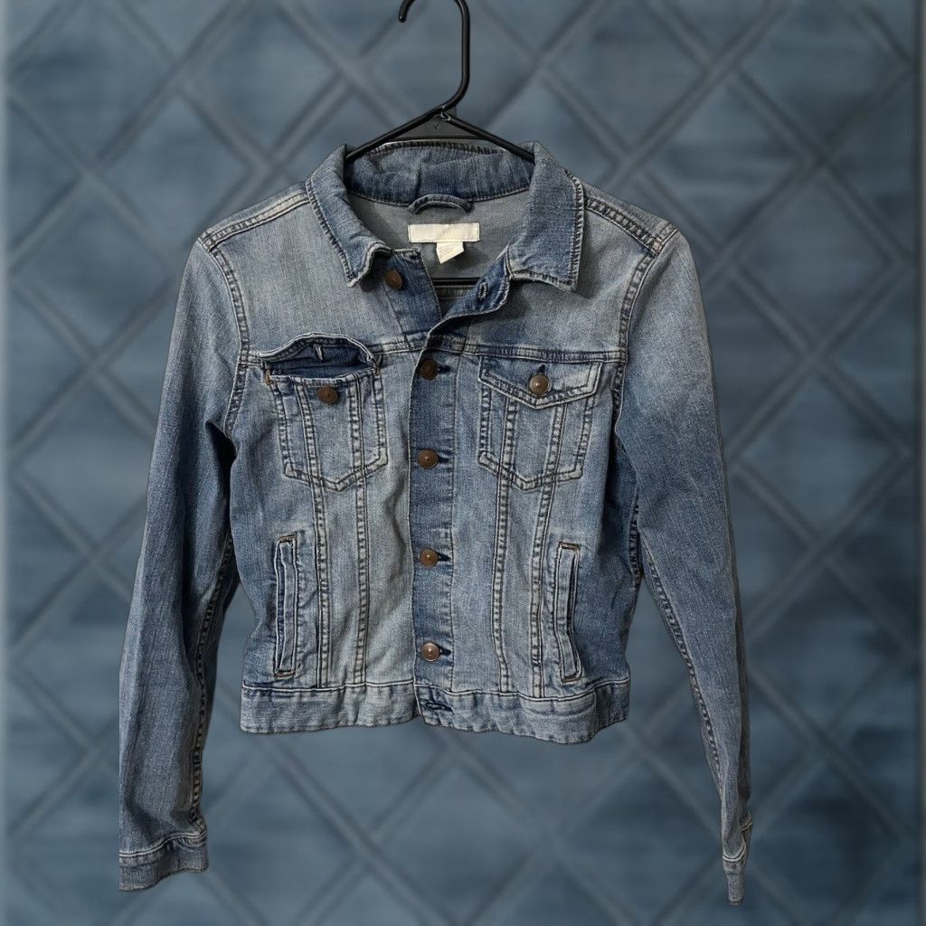 H&M H&M Denim Jacket Women's Size 6 Blue Cotton Blend Casual Classic Fall Winter Size 28" / US 6 / IT 42 - 1 Thumbnail
