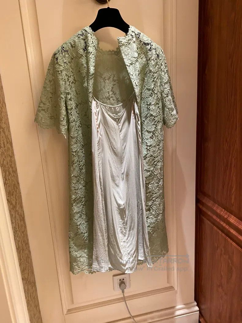 Valentino Valentino Lace dress Size M / US 6-8 / IT 42-44 - 3 Thumbnail