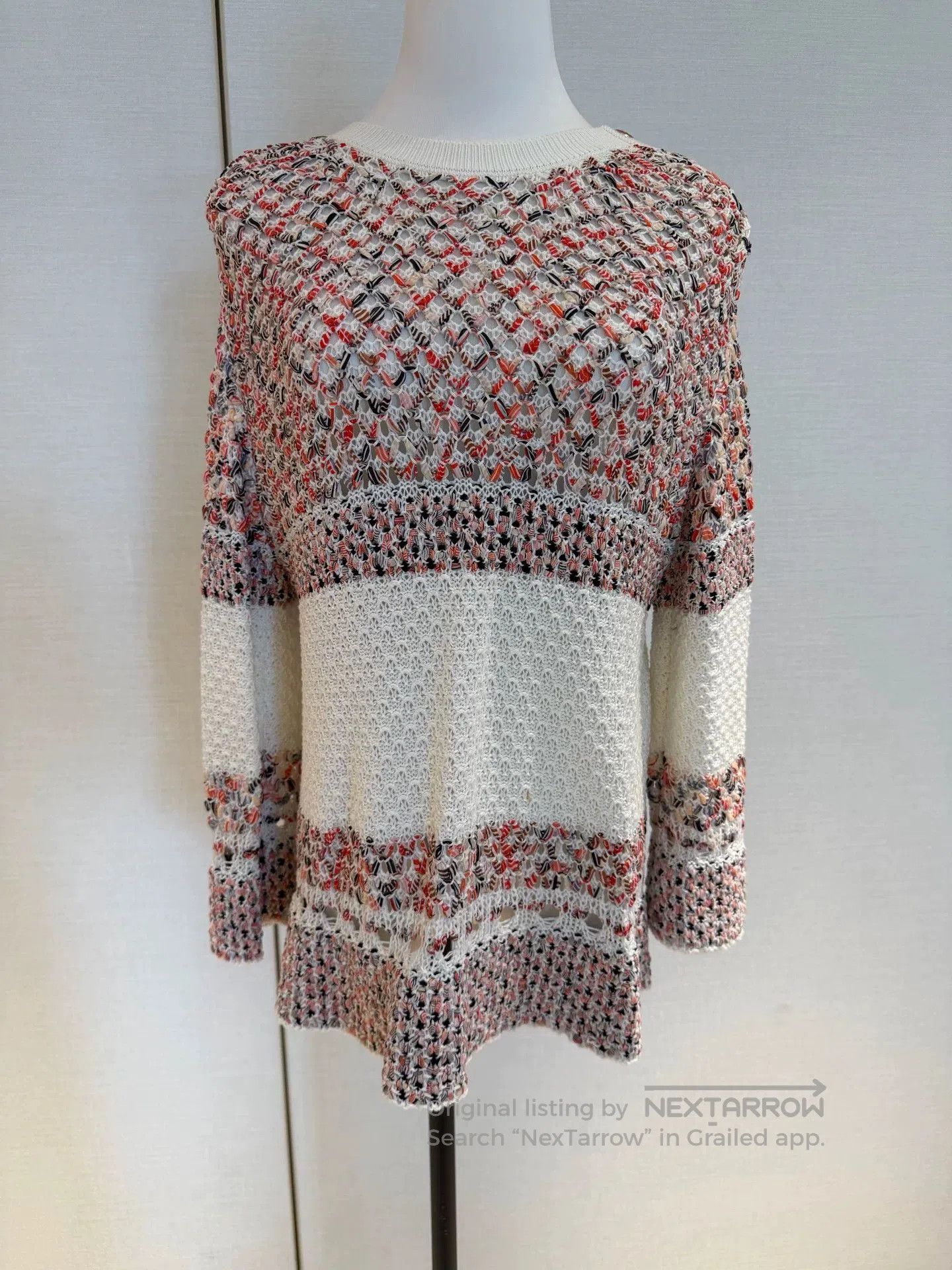 Chanel Chanel White Colorblock Cutout Knit Top. Size US XS / EU 42 / 0 - 1 Thumbnail