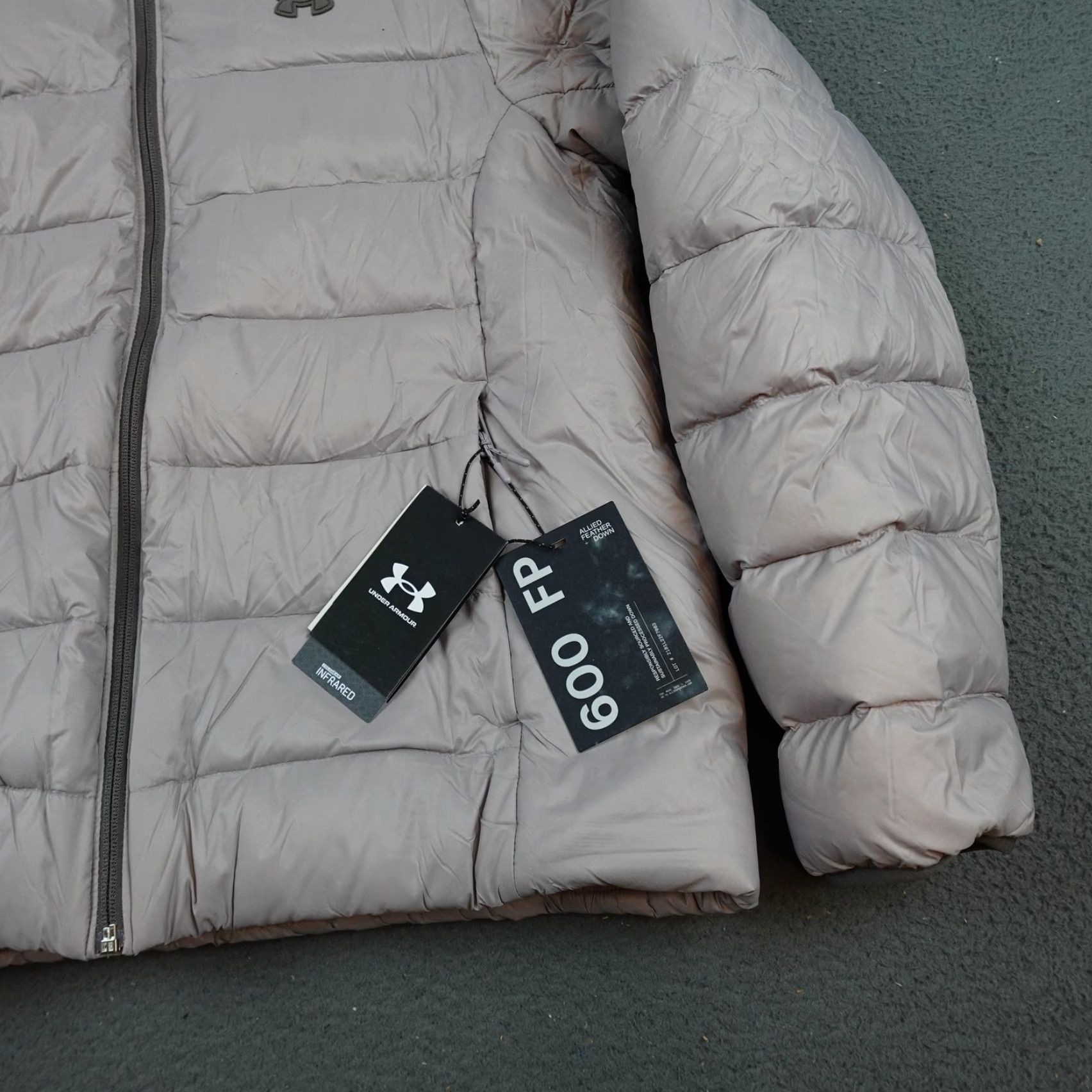 Under Armour Under Armour Jacket Womens Small Pink Legend Down Hooded Puffer 600 FP Size S / US 4 / IT 40 - 2 Thumbnail