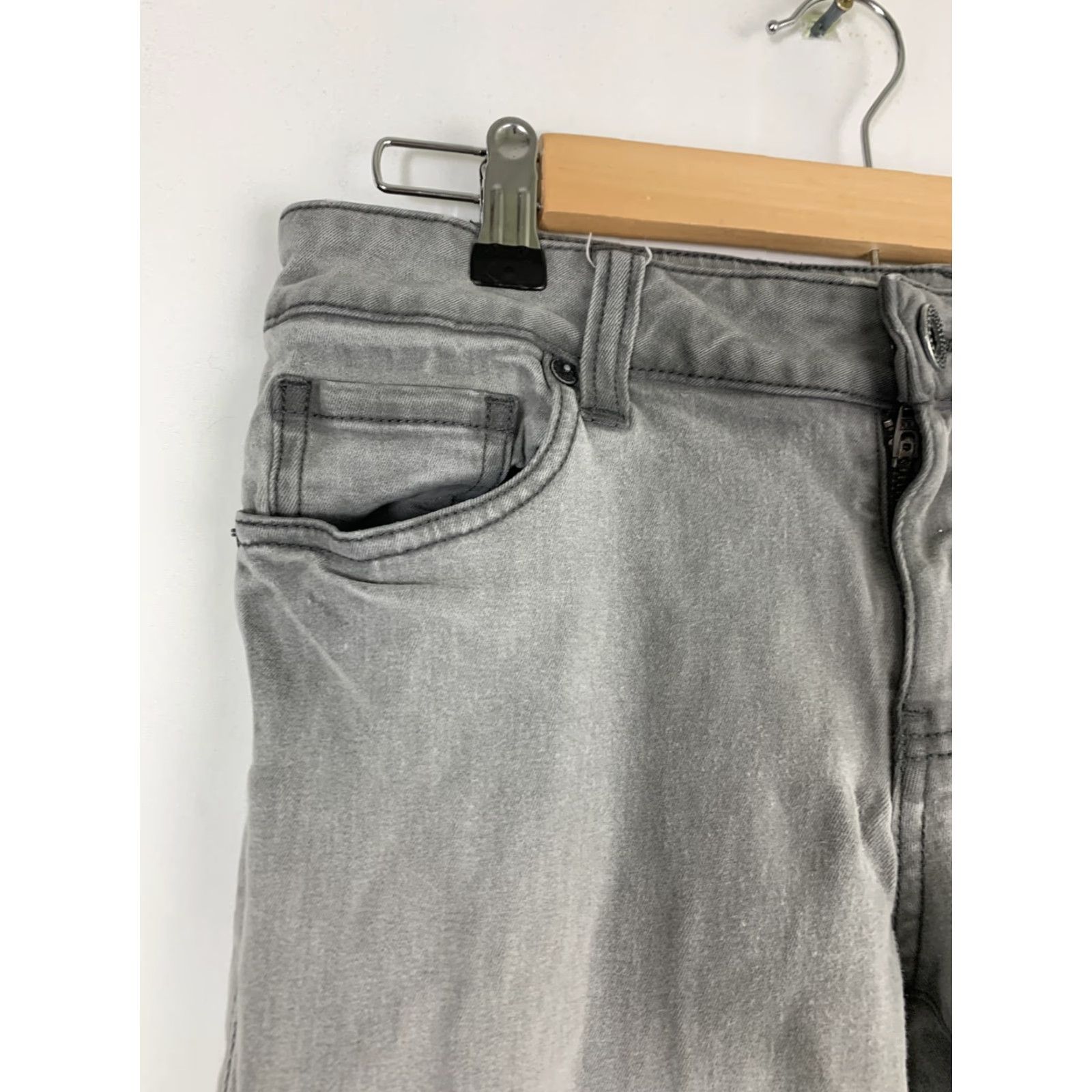 Vintage CAbi Jeans Stormy Wash Gray Skinny Style 921 Women's Size 8 Denim Jeans Womens Skinny 8 Gray Stormy Wash CAbi Jeans Size 30" / US 8 / IT 44 - 5 Thumbnail