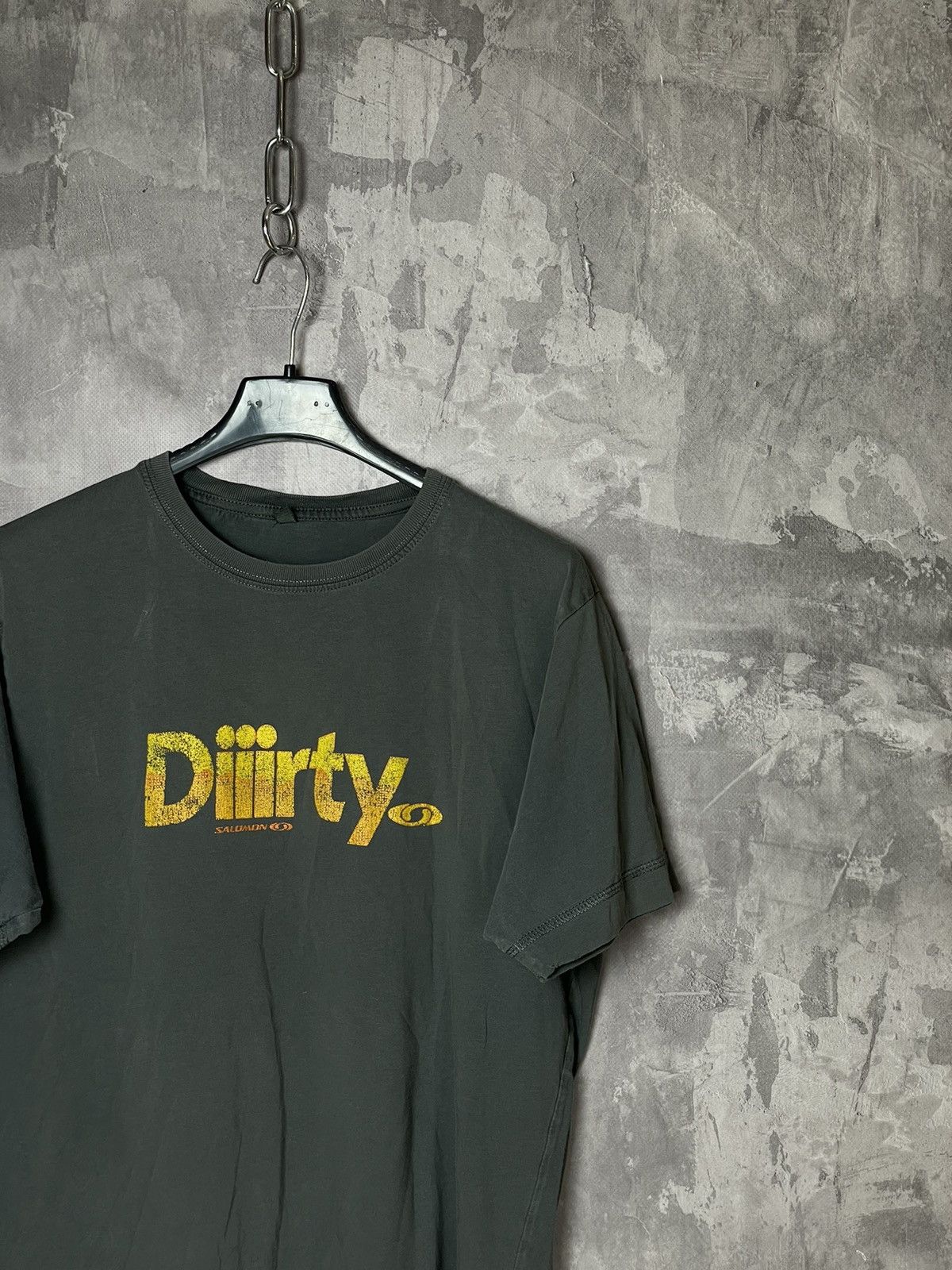 Salomon × Vintage SALOMON 00s Grey “Diiirty” Logo Gorpcore T SHIRT Size US M / EU 48-50 / 2 - 4 Thumbnail