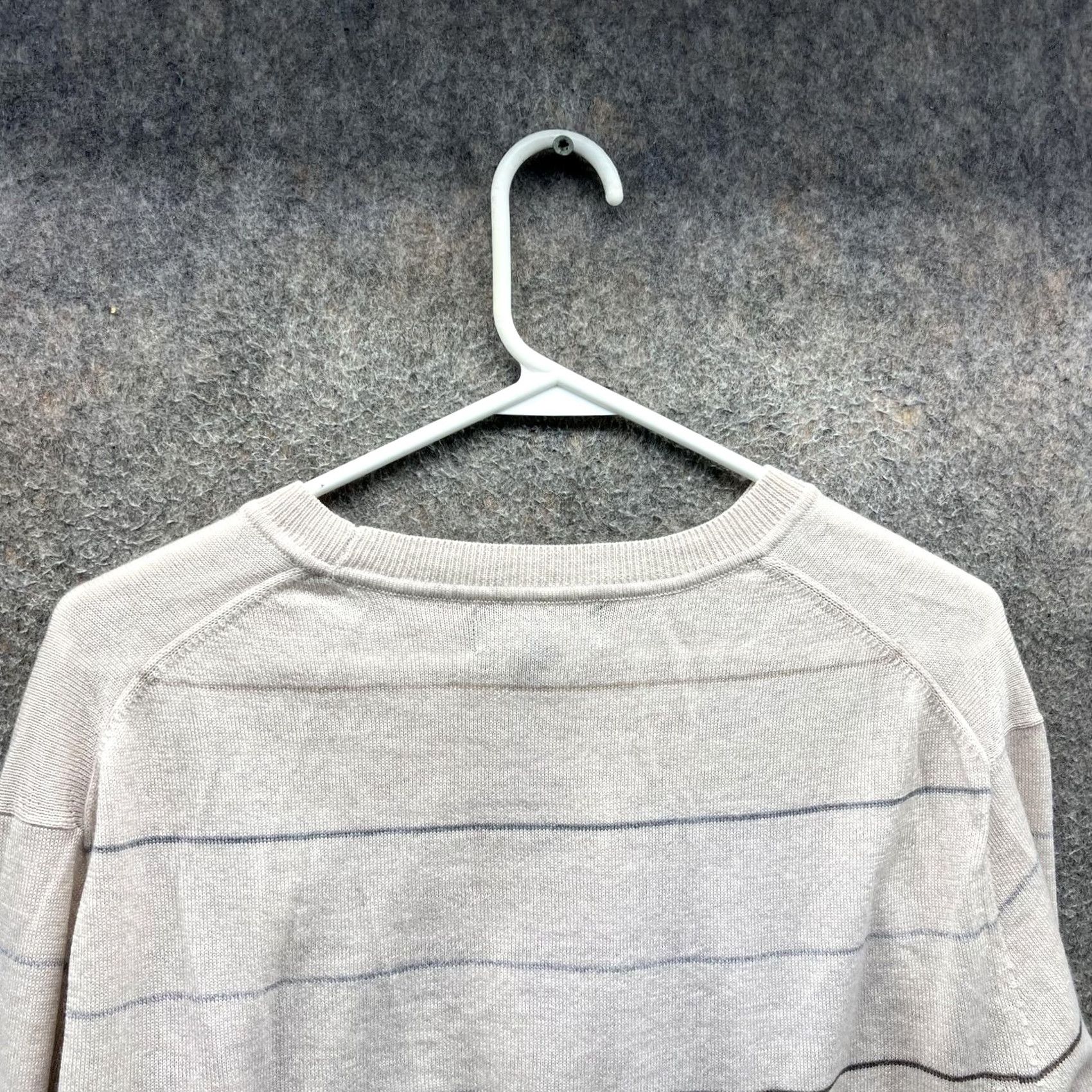 Banana Republic VINTAGE Banana Republic Sweater Mens XL Beige Stripe Merino Wool Crewneck Lightweight Size US XL / EU 56 / 4 - 4 Thumbnail