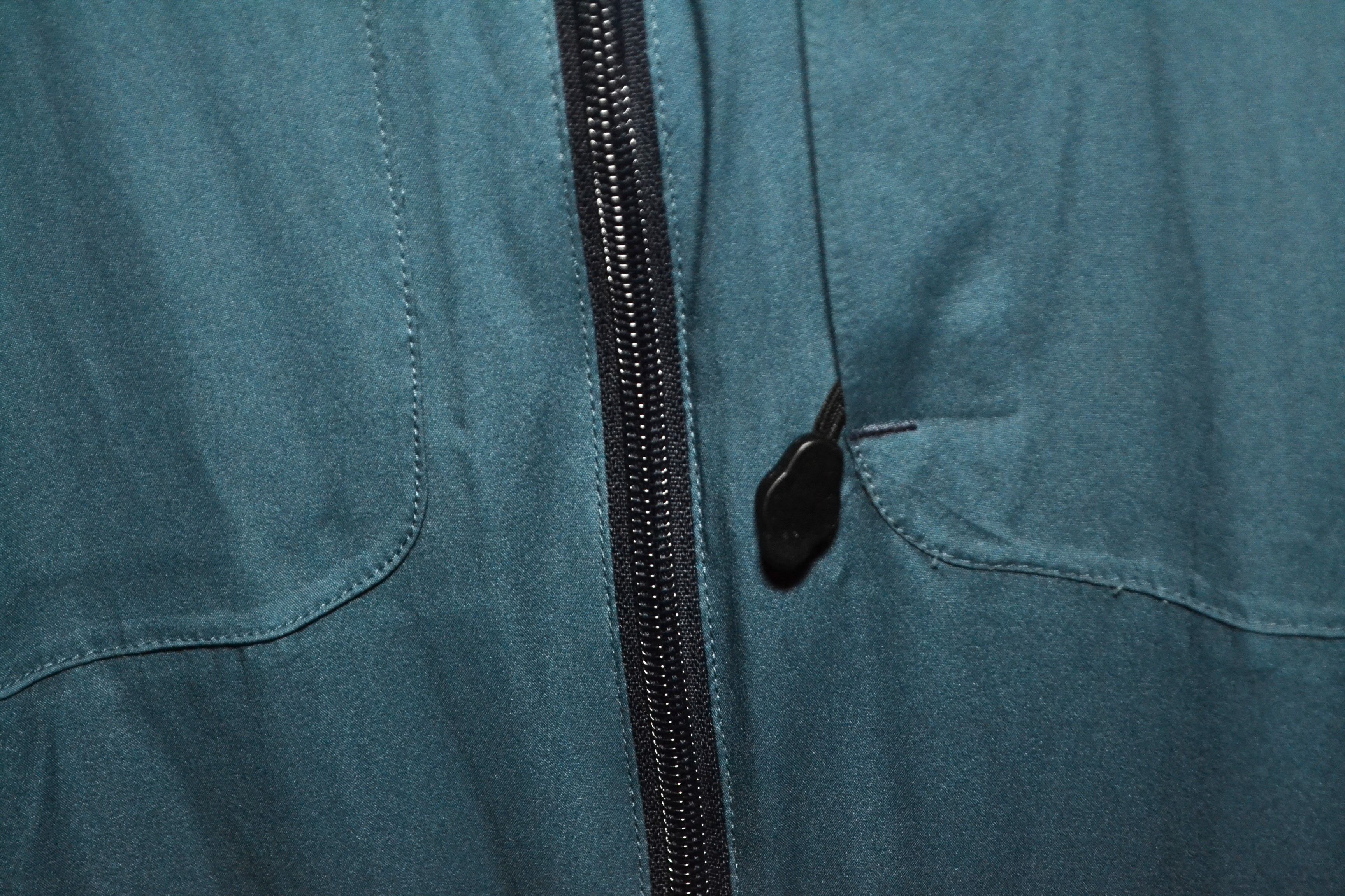 Lululemon Lululemon Sport Running Jacket size L Blue Reflective Nylon Size US L / EU 52-54 / 3 - 4 Thumbnail