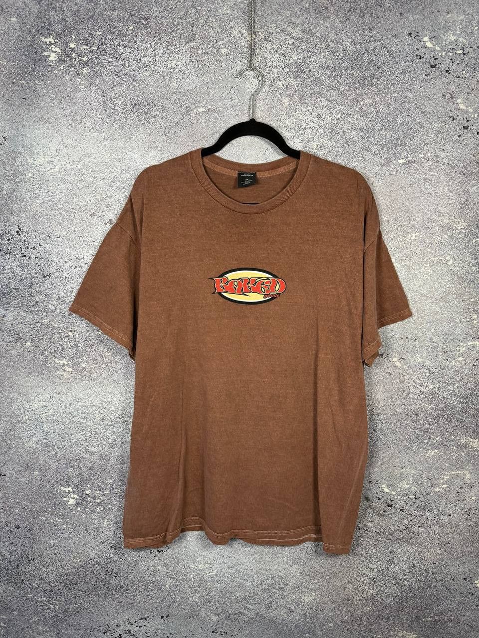 Urban Outfitters Urban Outfitters Underdog Hard Vinyl Print Baked Goods Tee Size US M / EU 48-50 / 2 - 2 Thumbnail