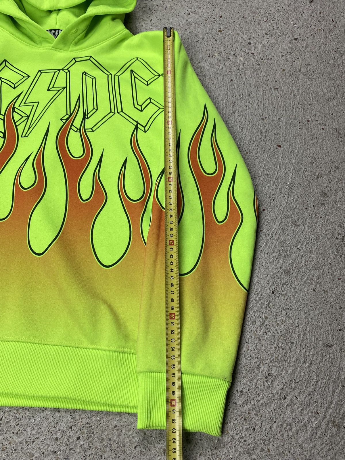 AC/DC Neon green ac dc hoodie flames rare Size US M / EU 48-50 / 2 - 12 Thumbnail