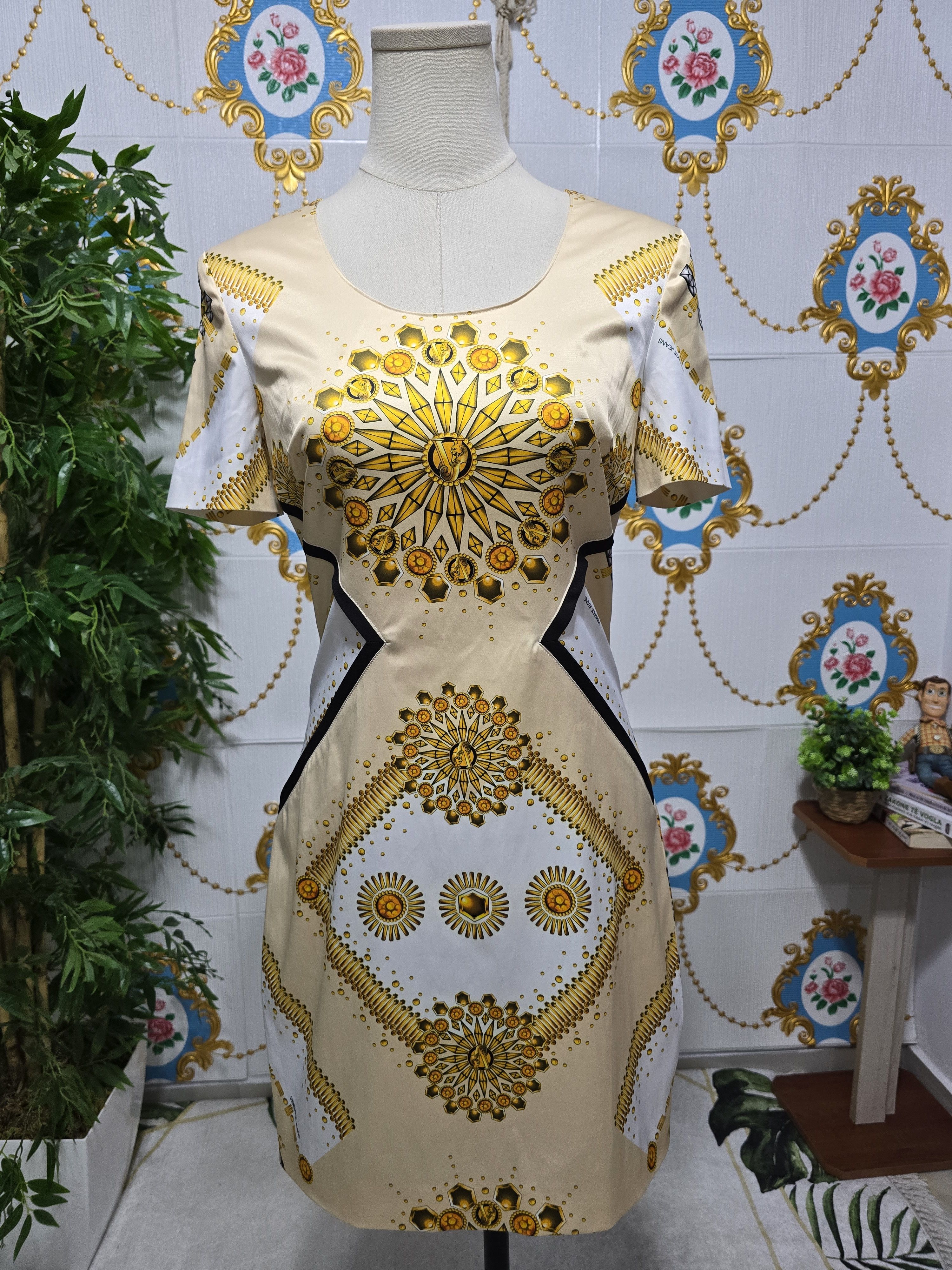 Versace VERSACE rare dress New ! Versace pattern BEAUTIFUL Size M / US 6-8 / IT 42-44 - 1 Thumbnail